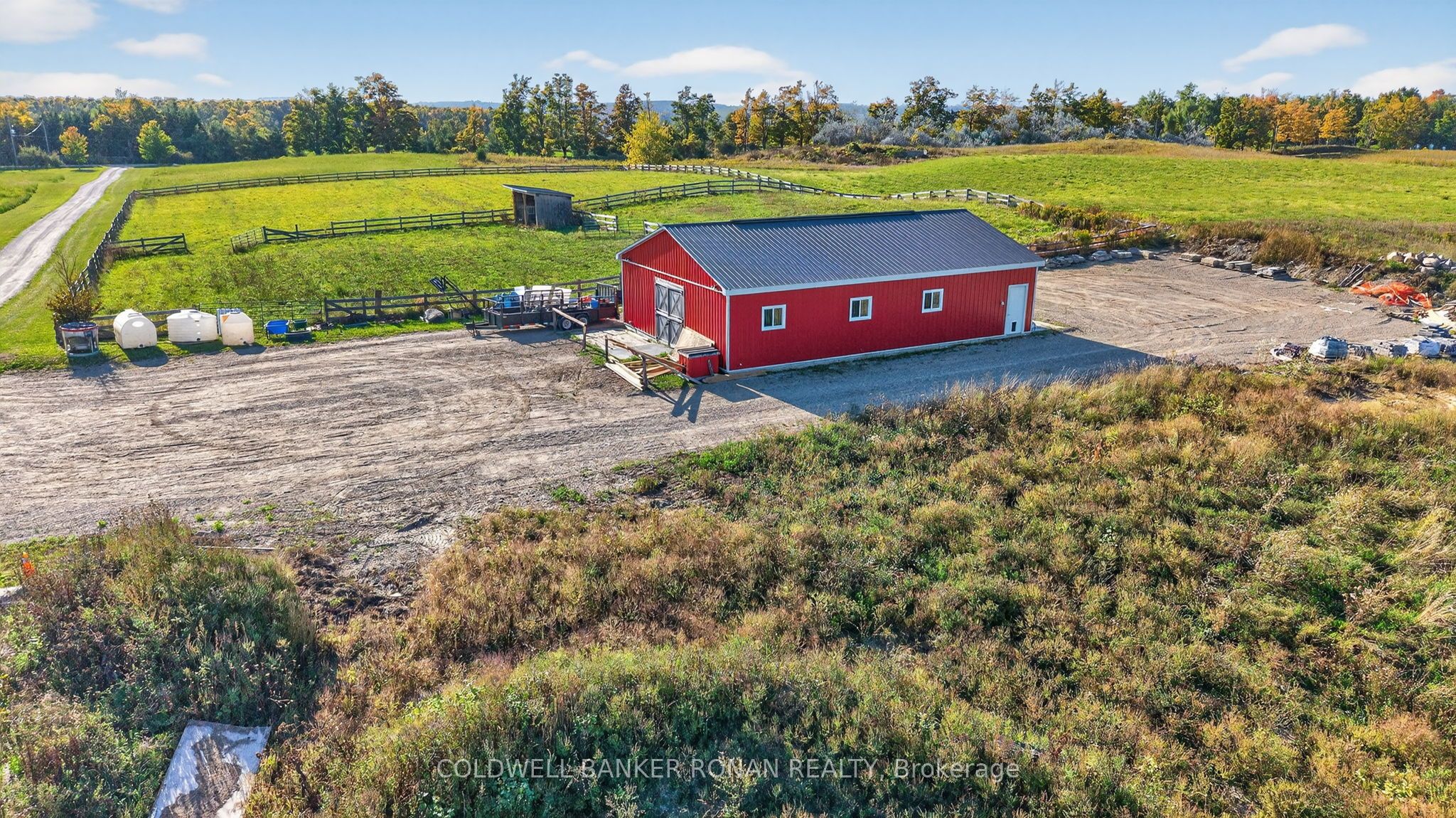 796271 3rd Line E Property Photo 33