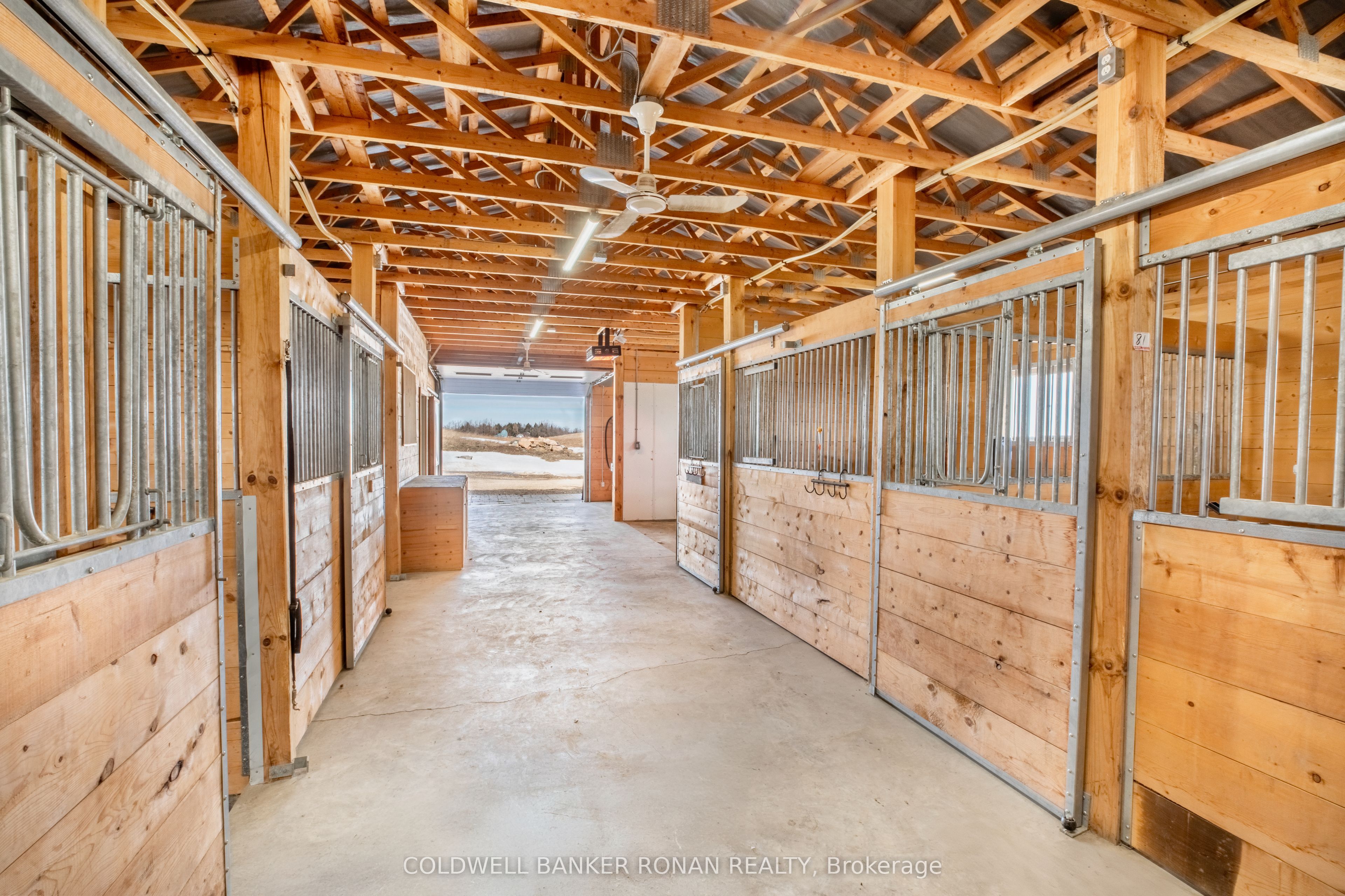 796271 3rd Line E Property Photo 34