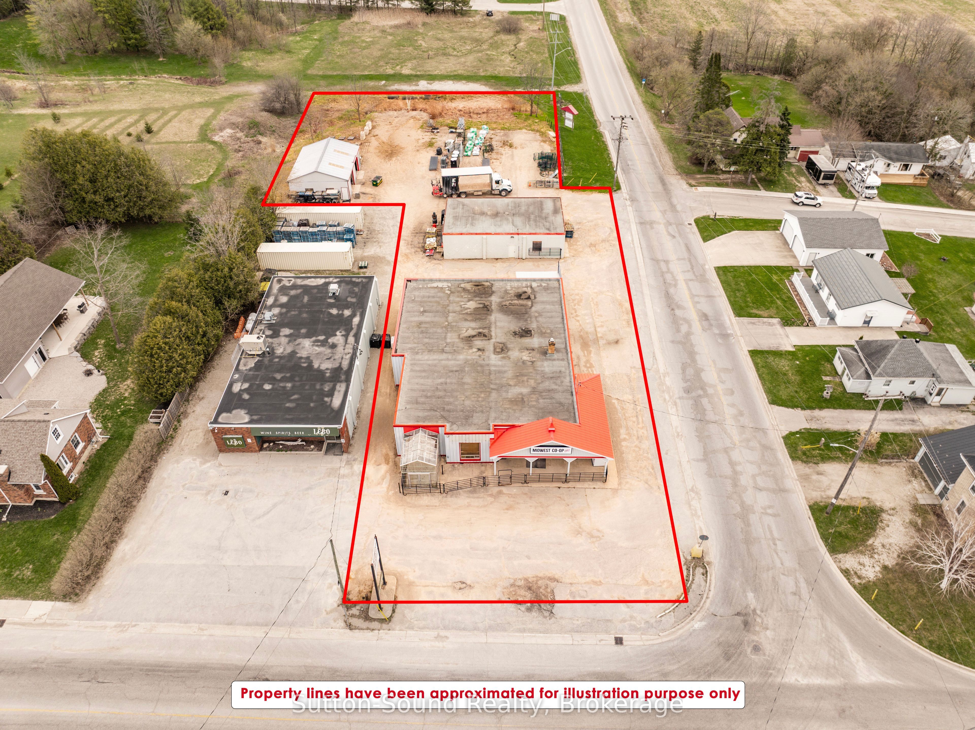 109 1st Avenue N Property Photo 2