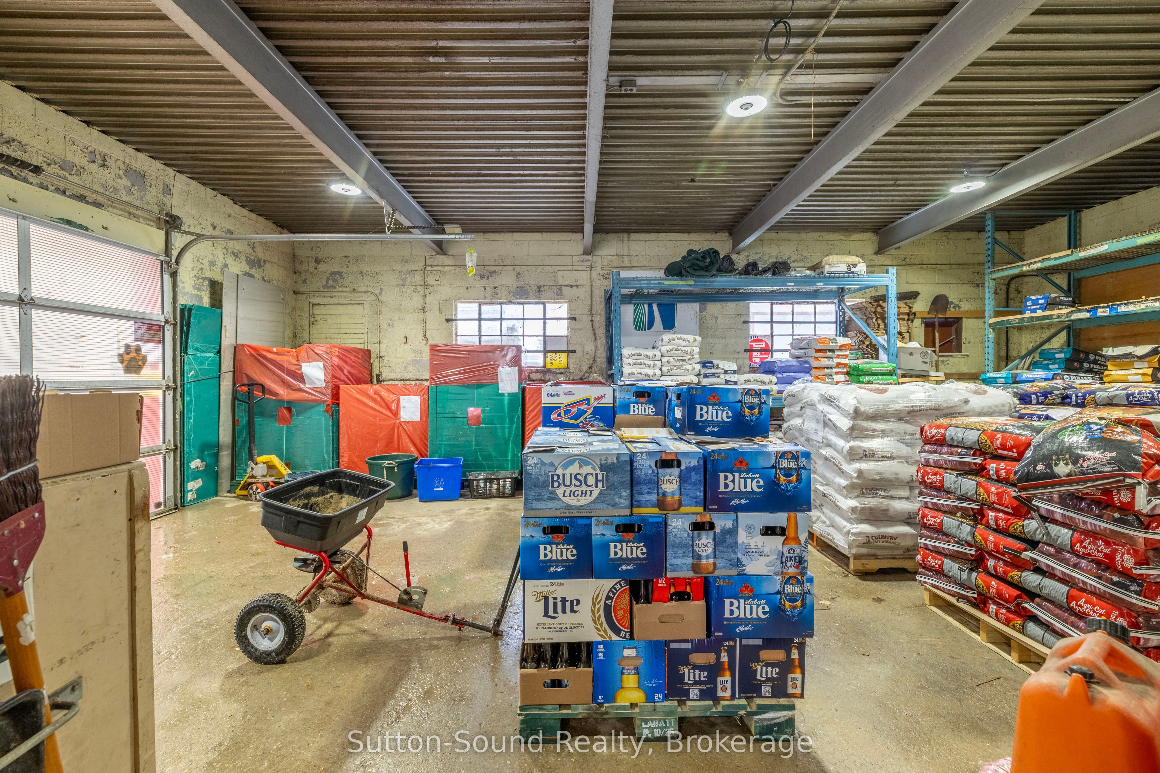 1056 9 Highway Property Photo 12