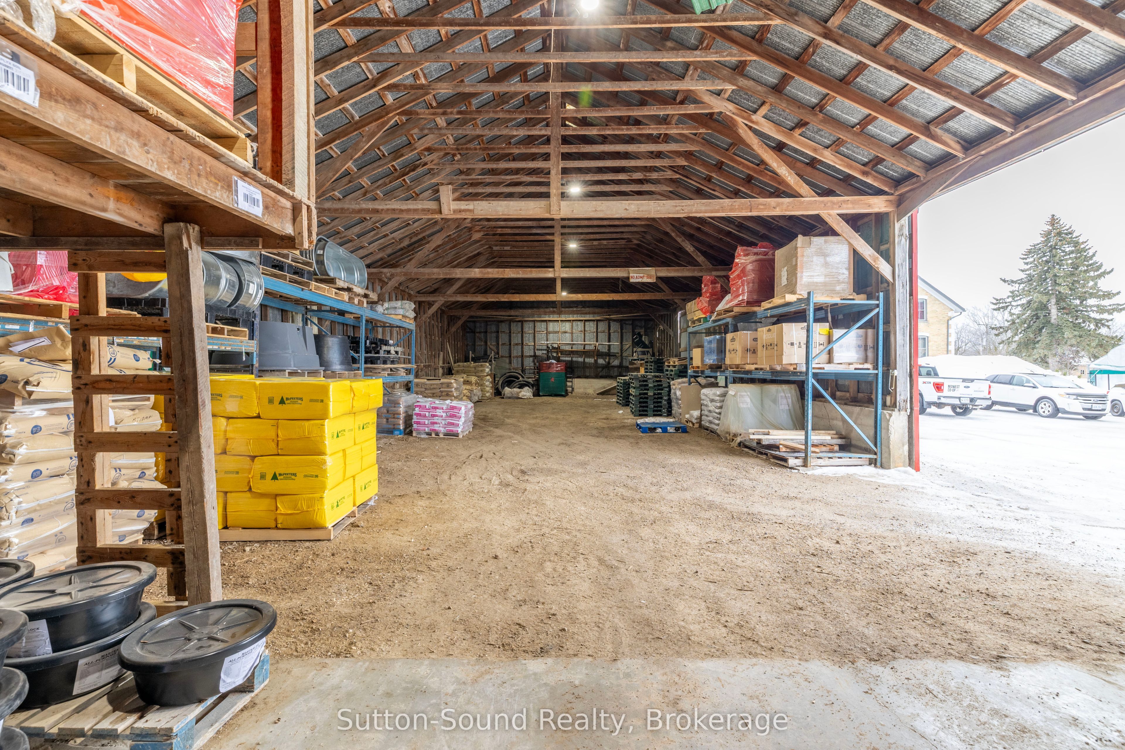 1056 9 Highway Property Photo 20