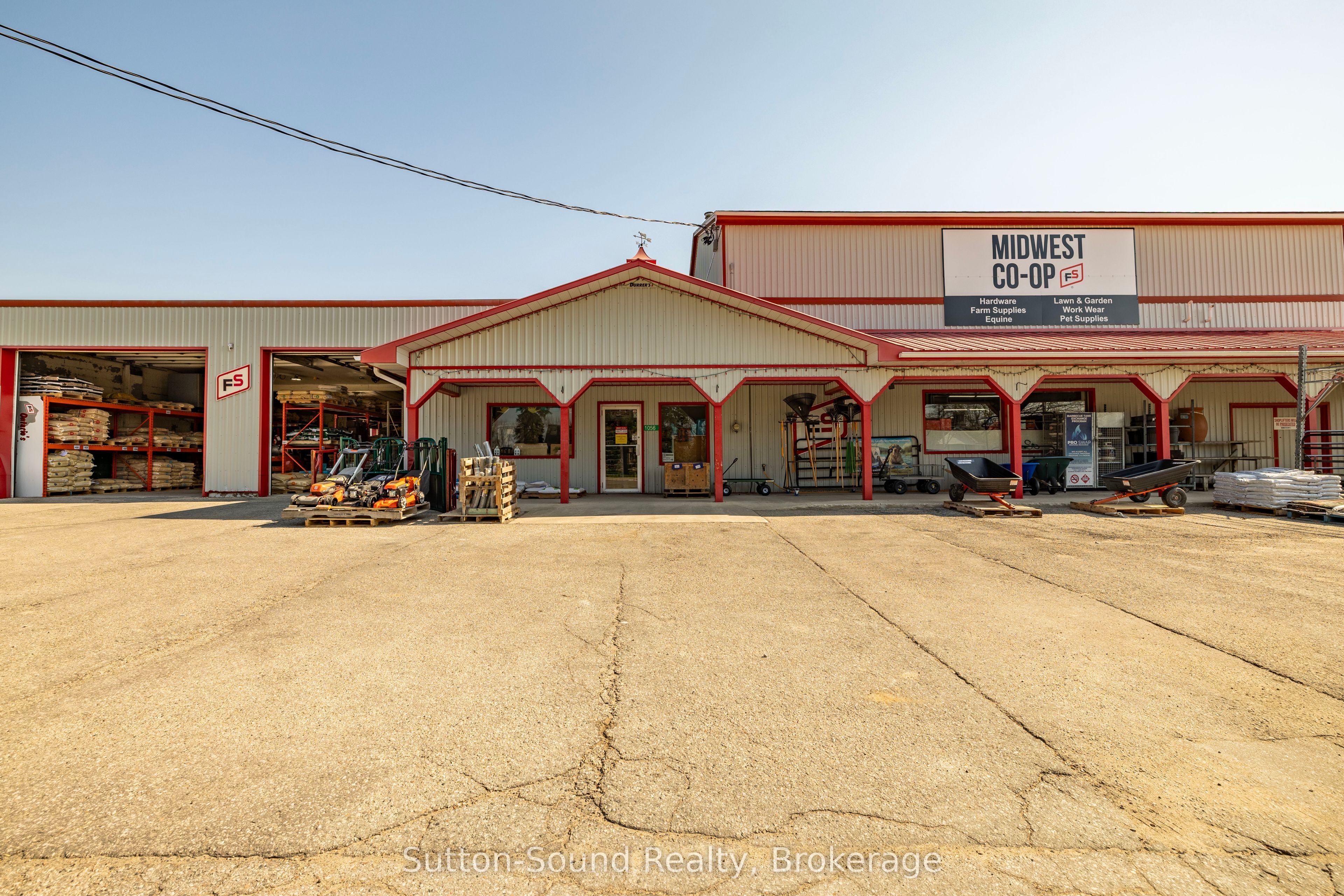 1056 9 Highway Property Photo 22
