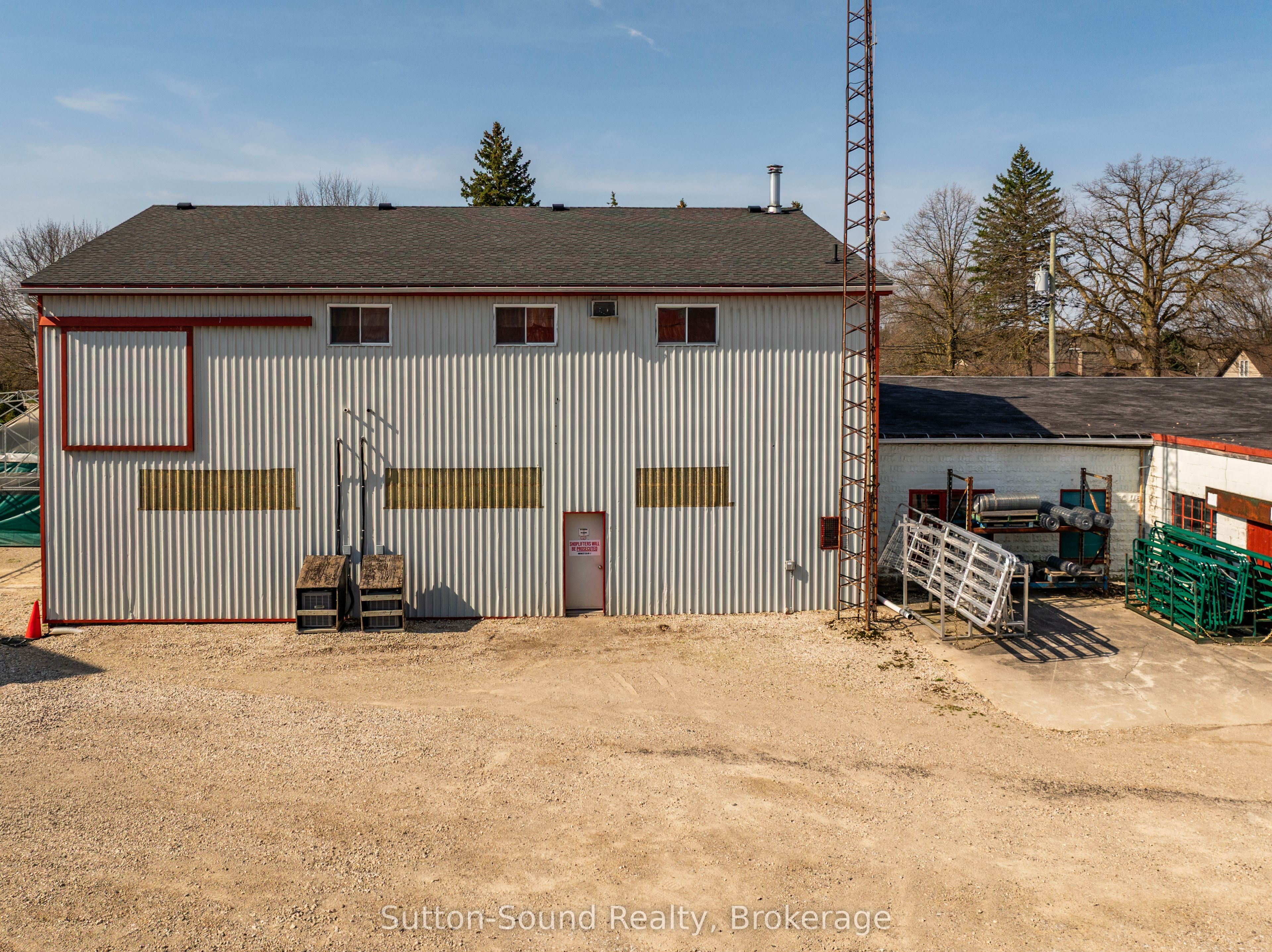 1056 9 Highway Property Photo 26