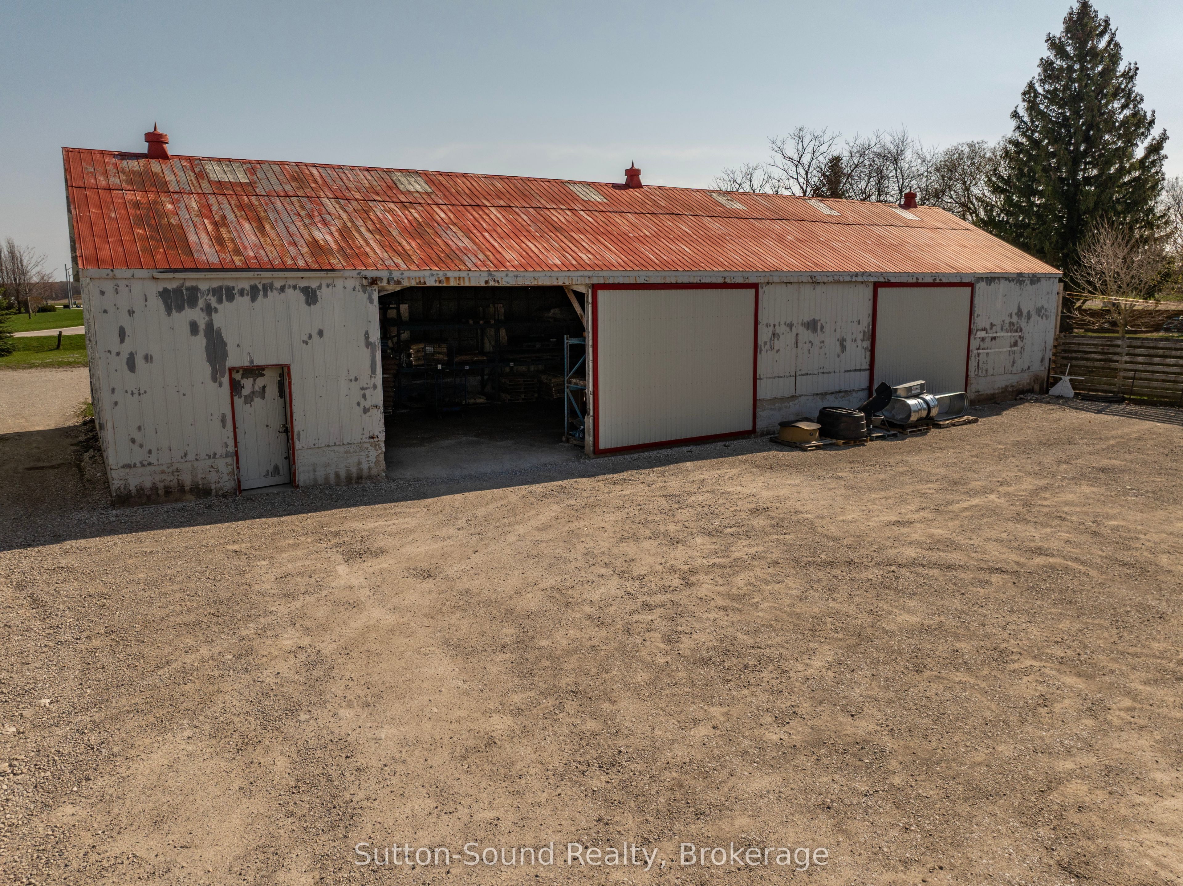 1056 9 Highway Property Photo 28