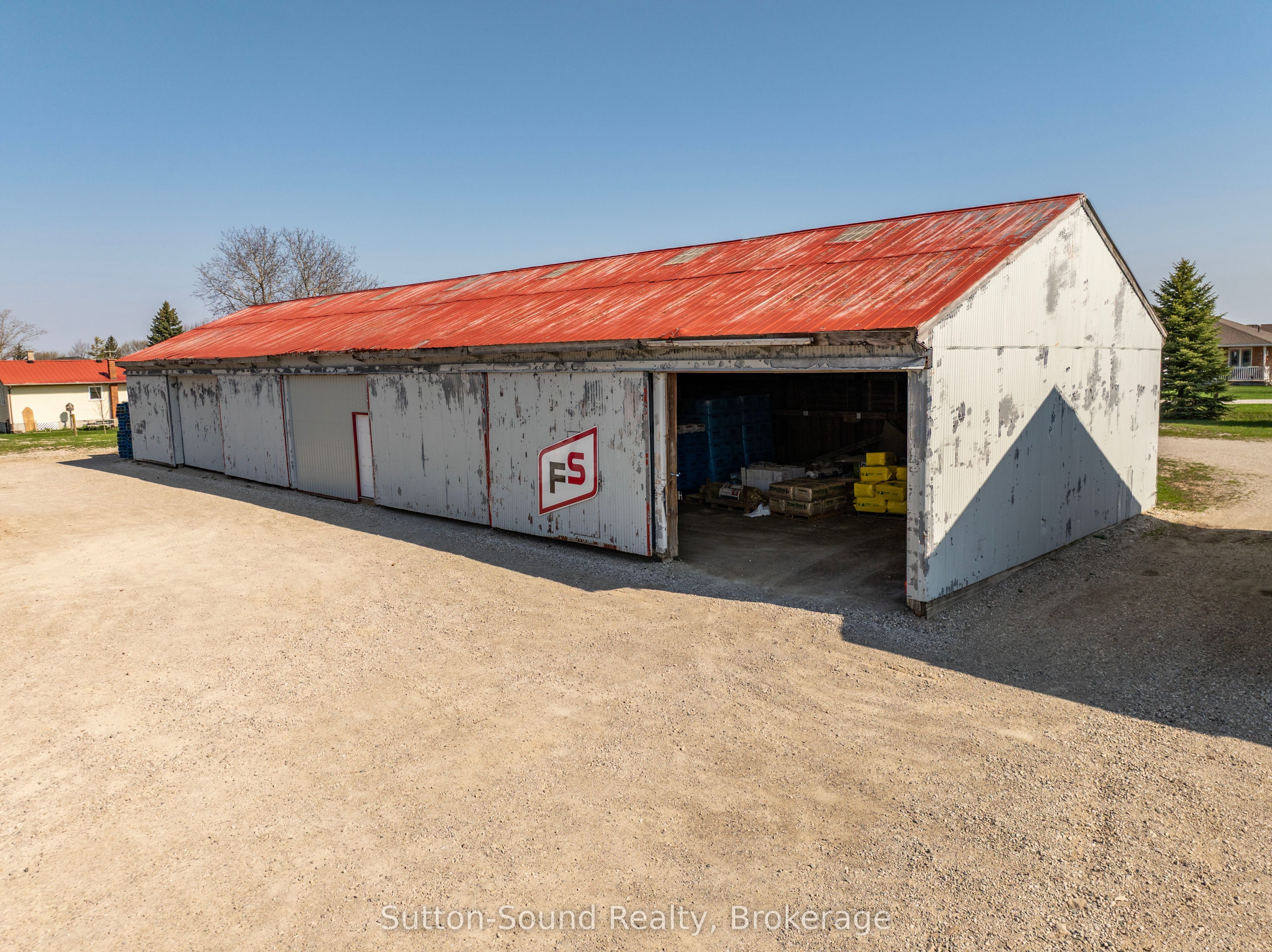 1056 9 Highway Property Photo 29
