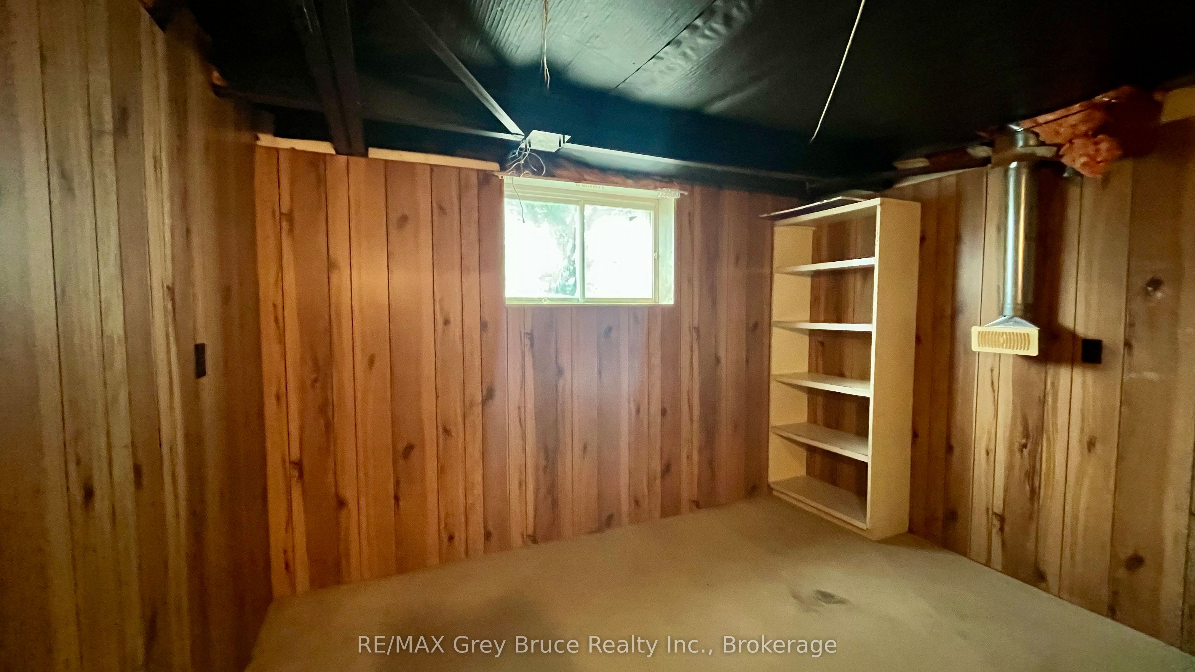 1069 7th Avenue Property Photo 16