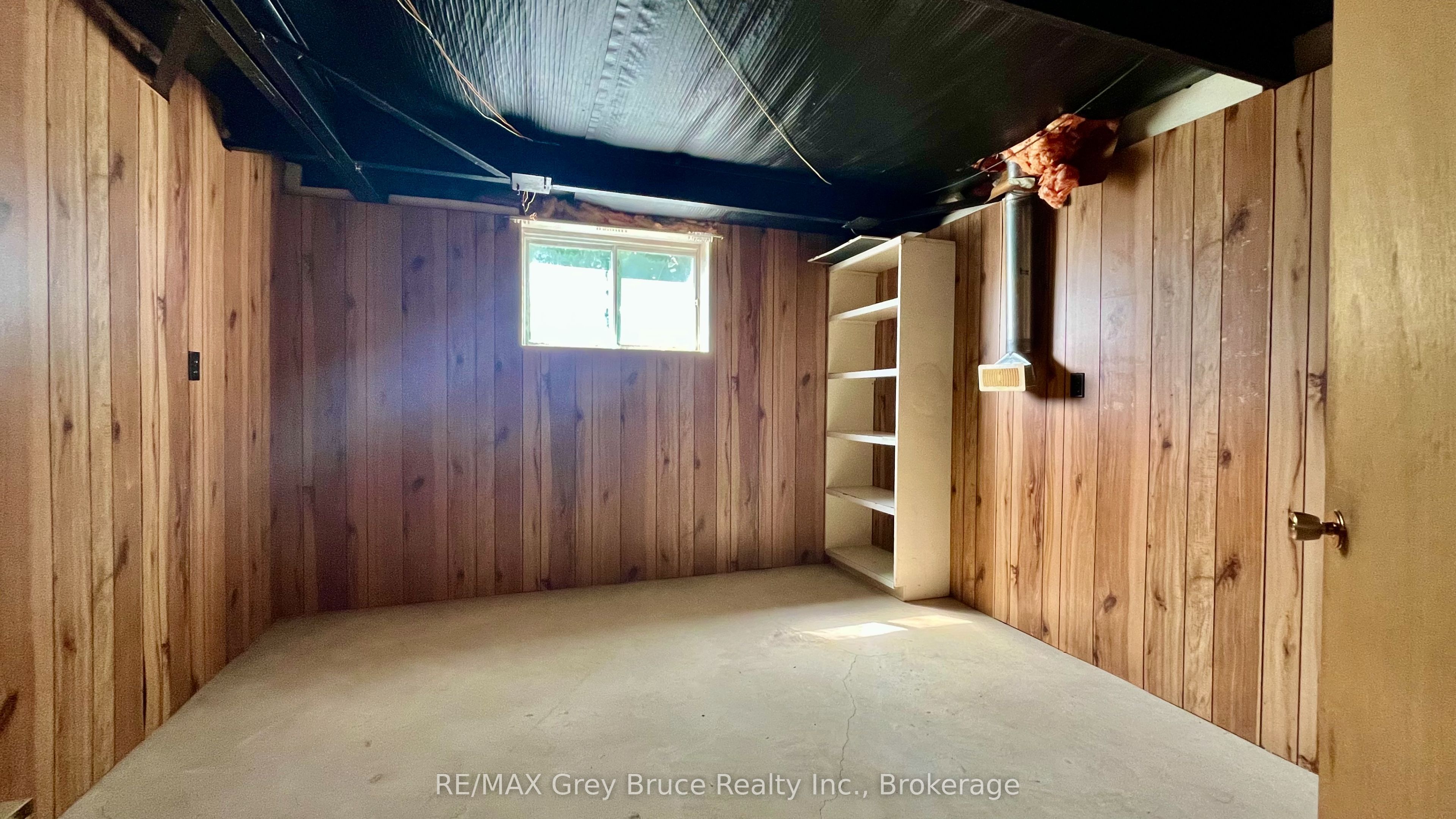 1069 7th Avenue Property Photo 20