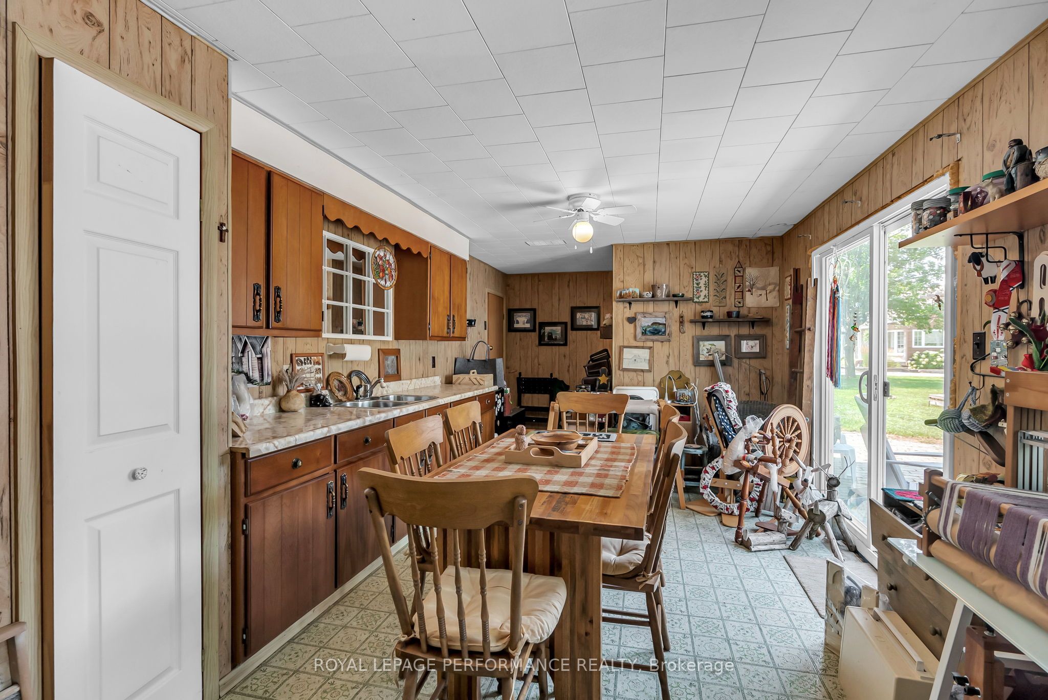21052 Birch Avenue Property Photo 22