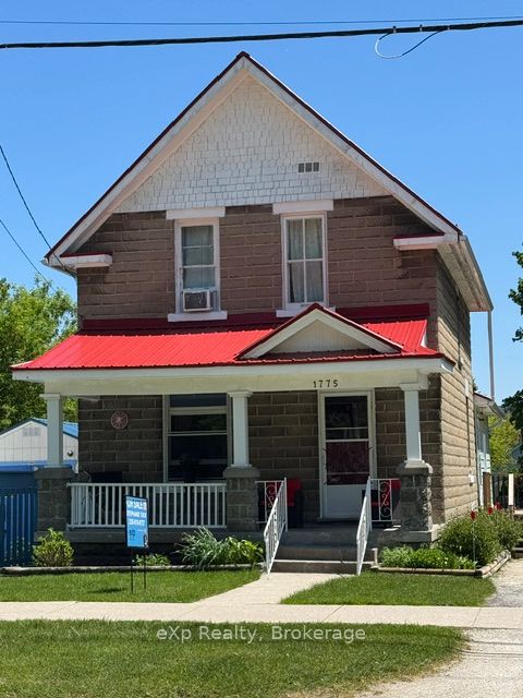 1775 4th Avenue W Property Photo 1