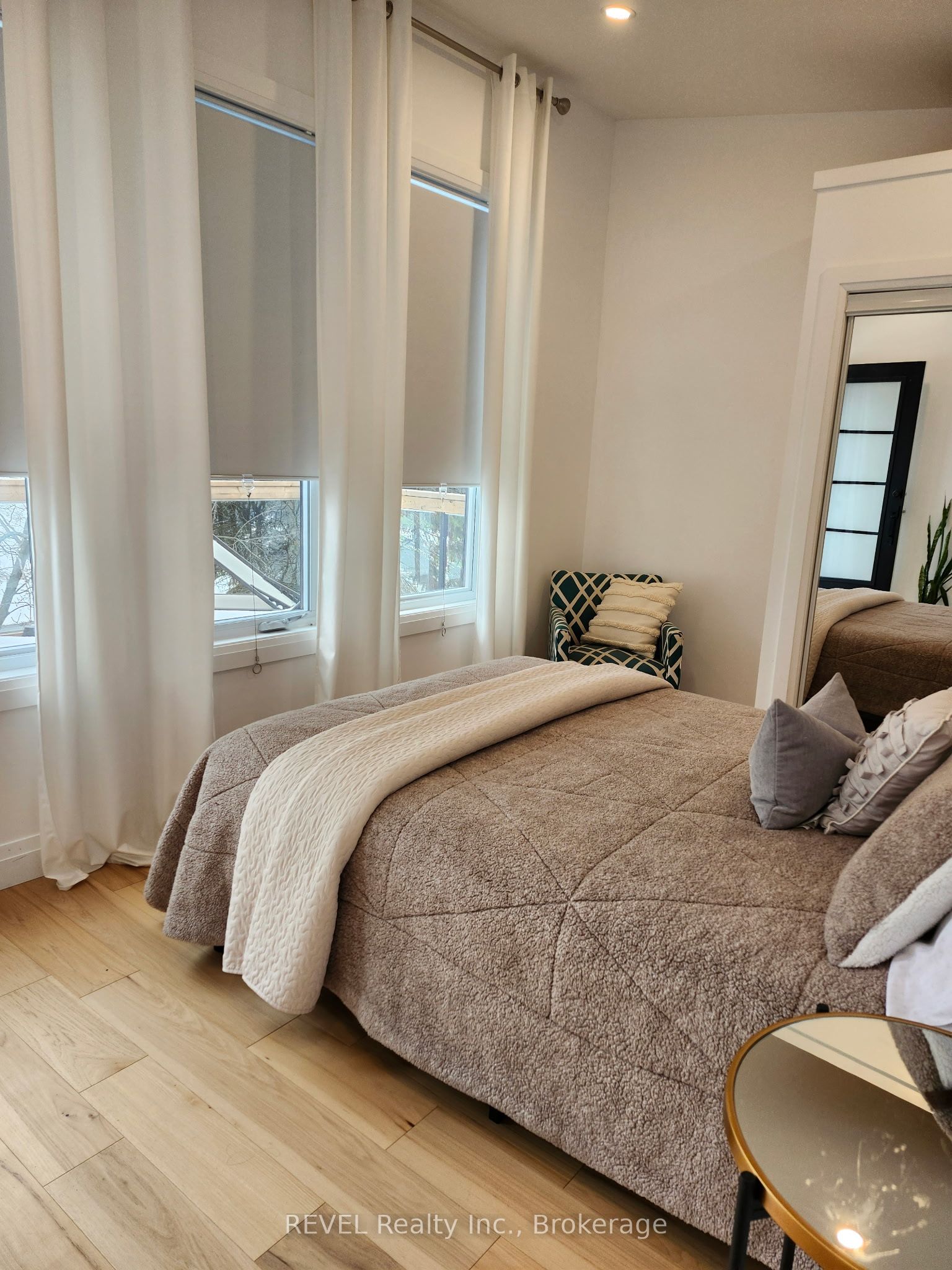 2507 North Shore Drive Property Photo 8
