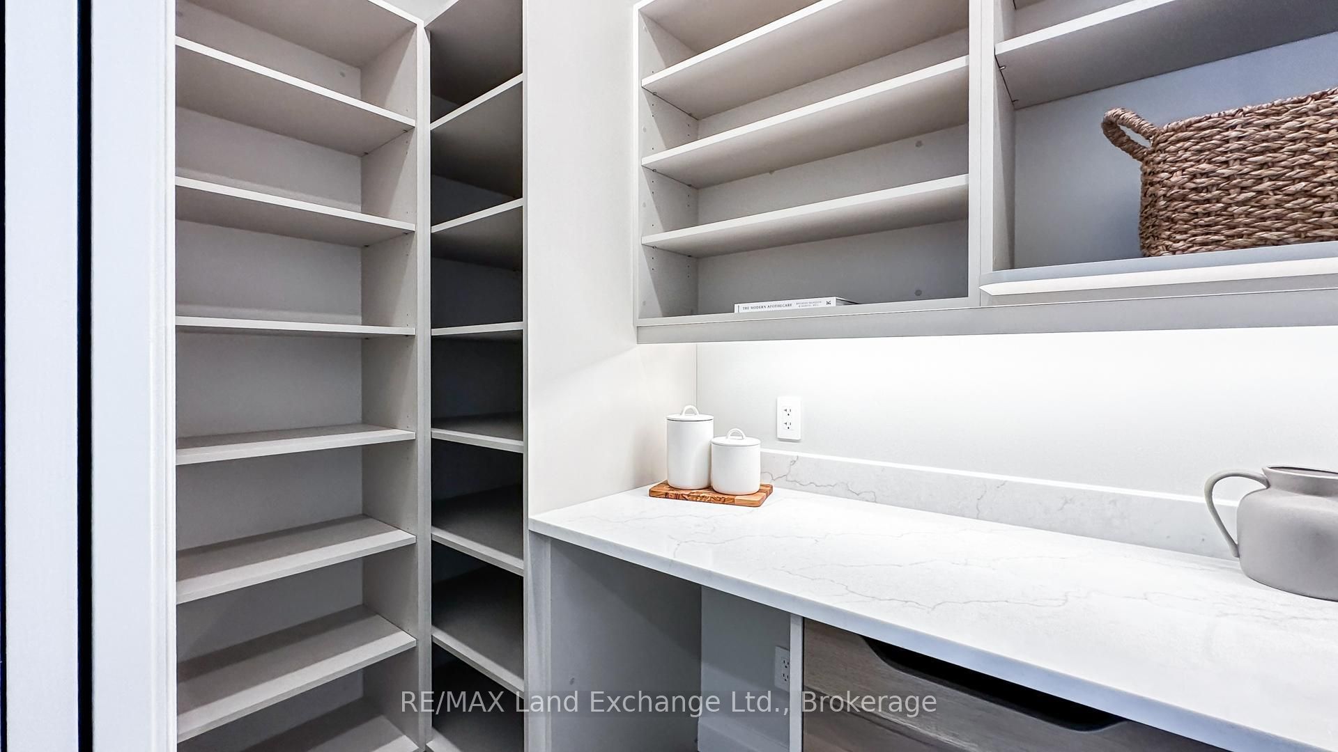 920 Bogdanovic Way Property Photo 18