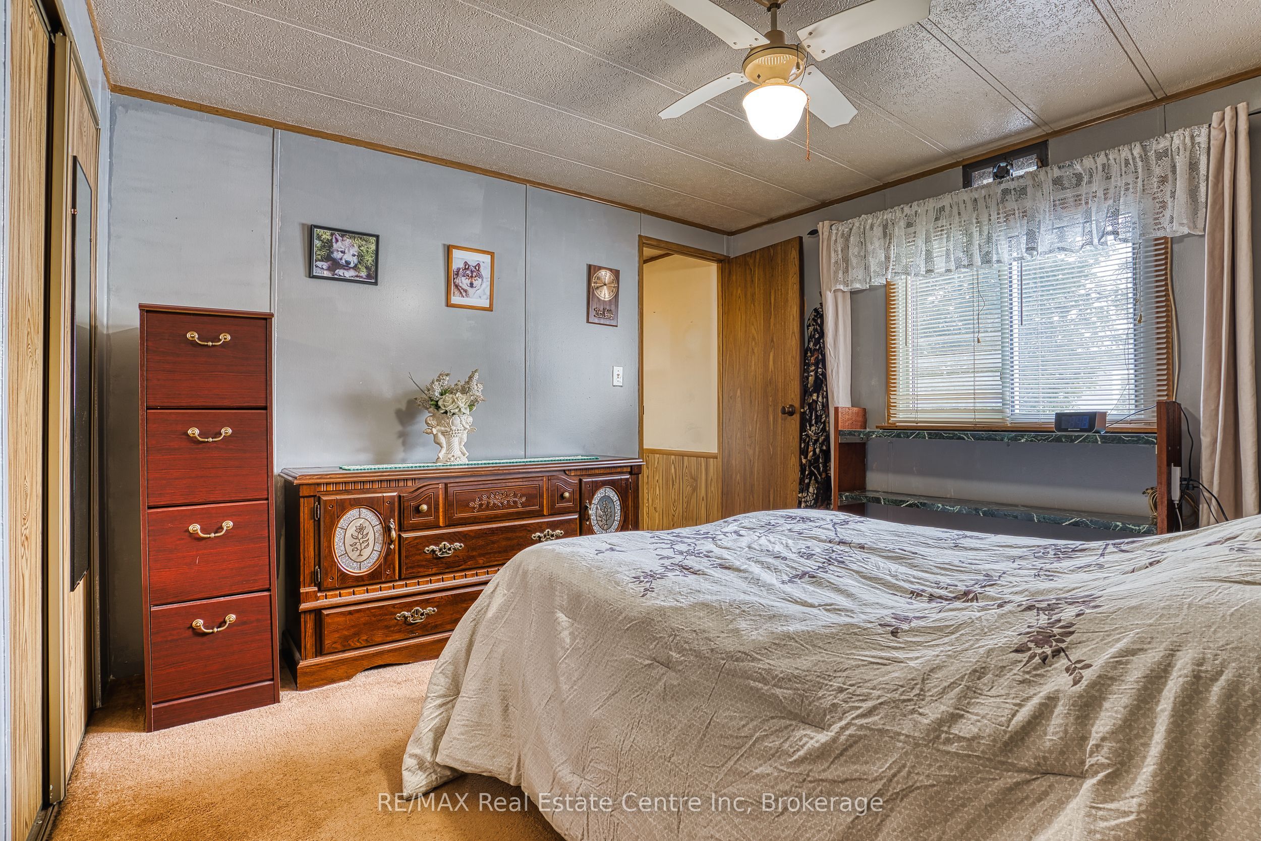 54 First Avenue Property Photo 16