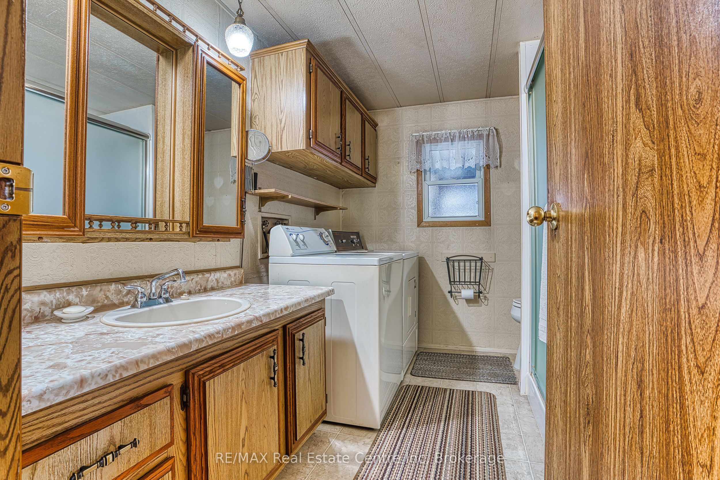 54 First Avenue Property Photo 18