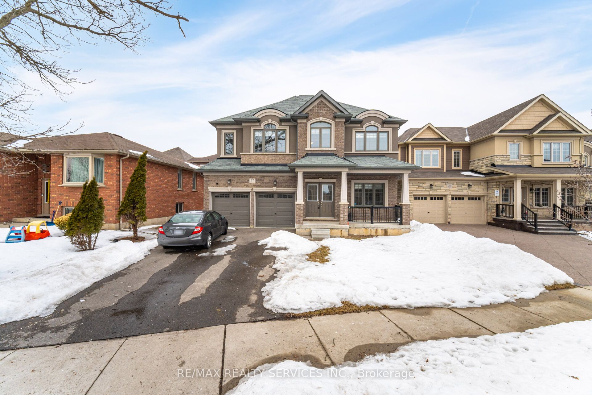 37 Pace Avenue