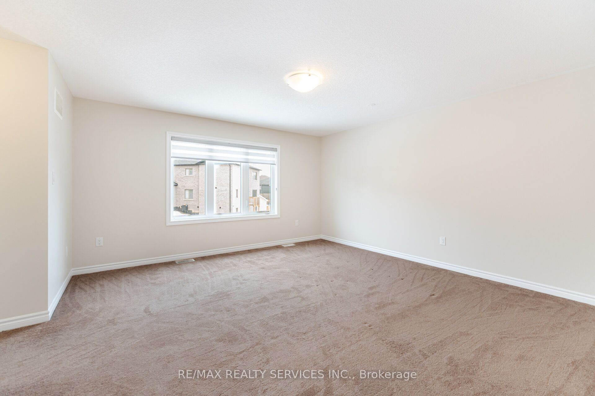 37 Pace Avenue Property Photo 21