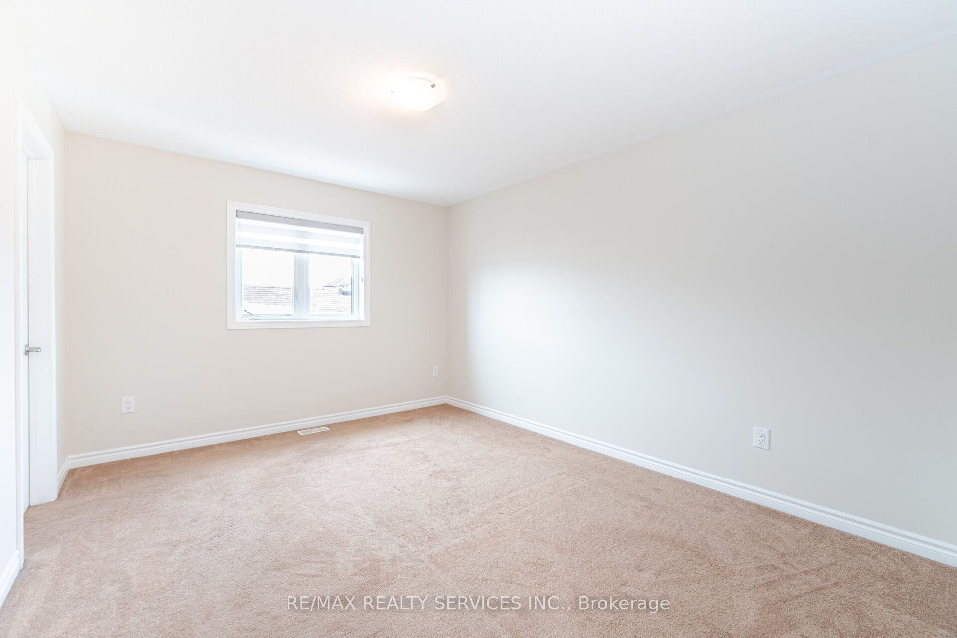 37 Pace Avenue Property Photo 40