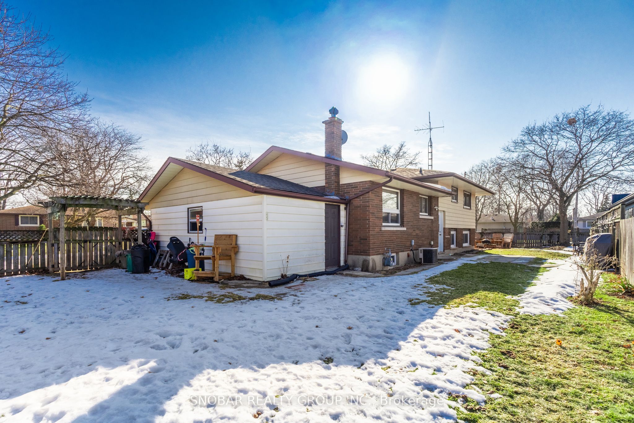 57 Alexandra Boulevard Property Photo 18