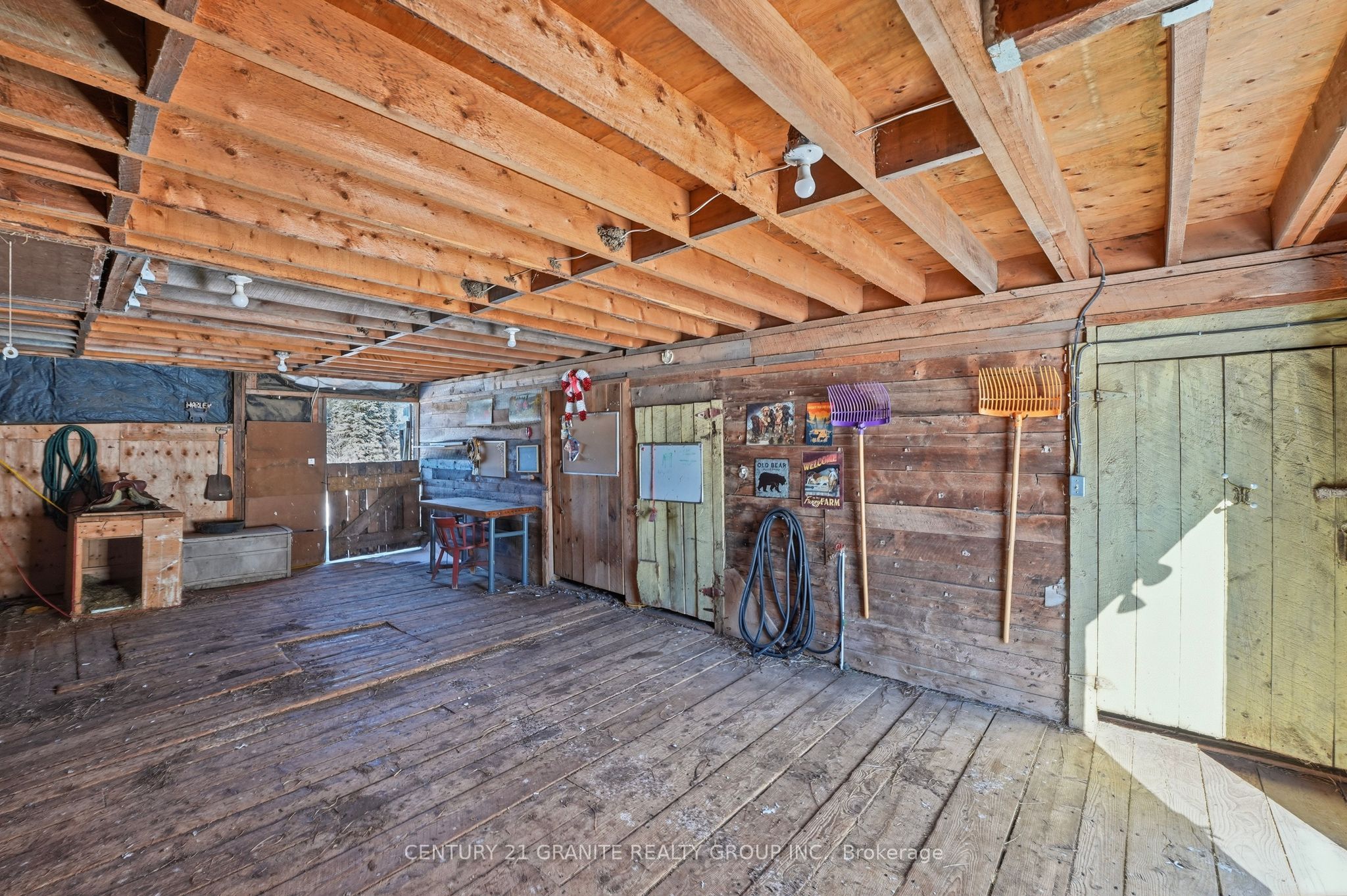 1367 Detlor Road Property Photo 30