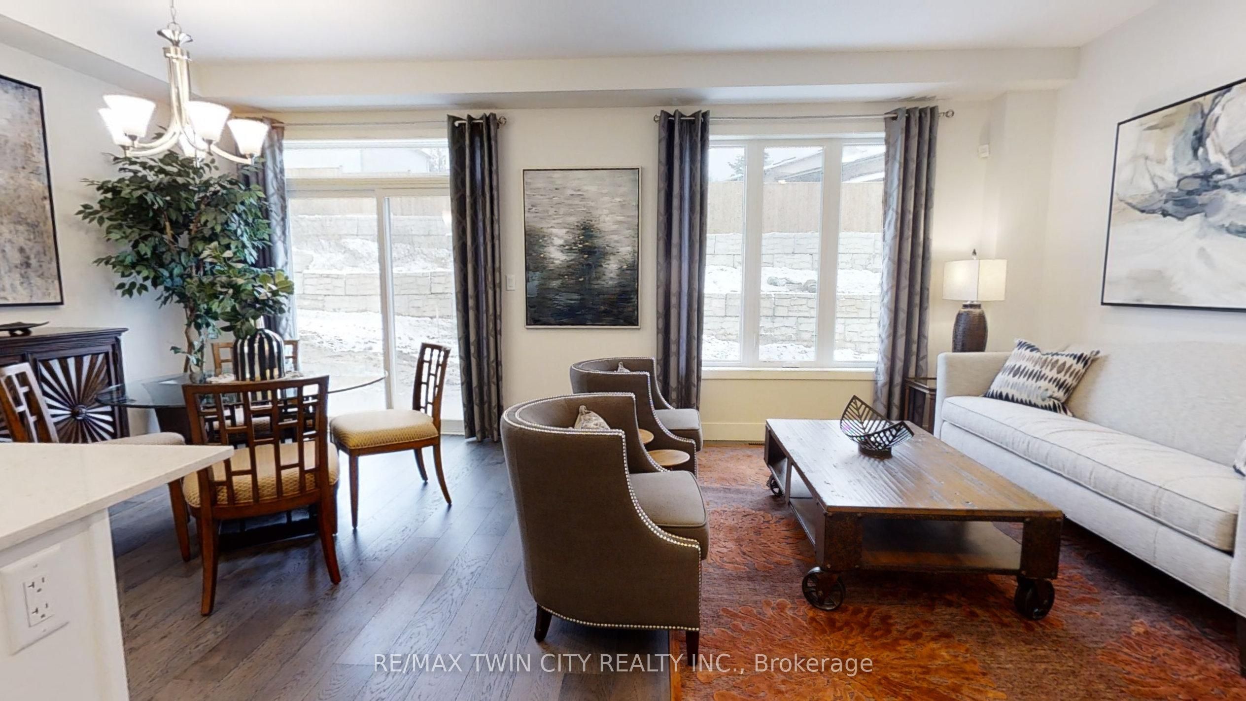 163 Julie Crescent Property Photo 7