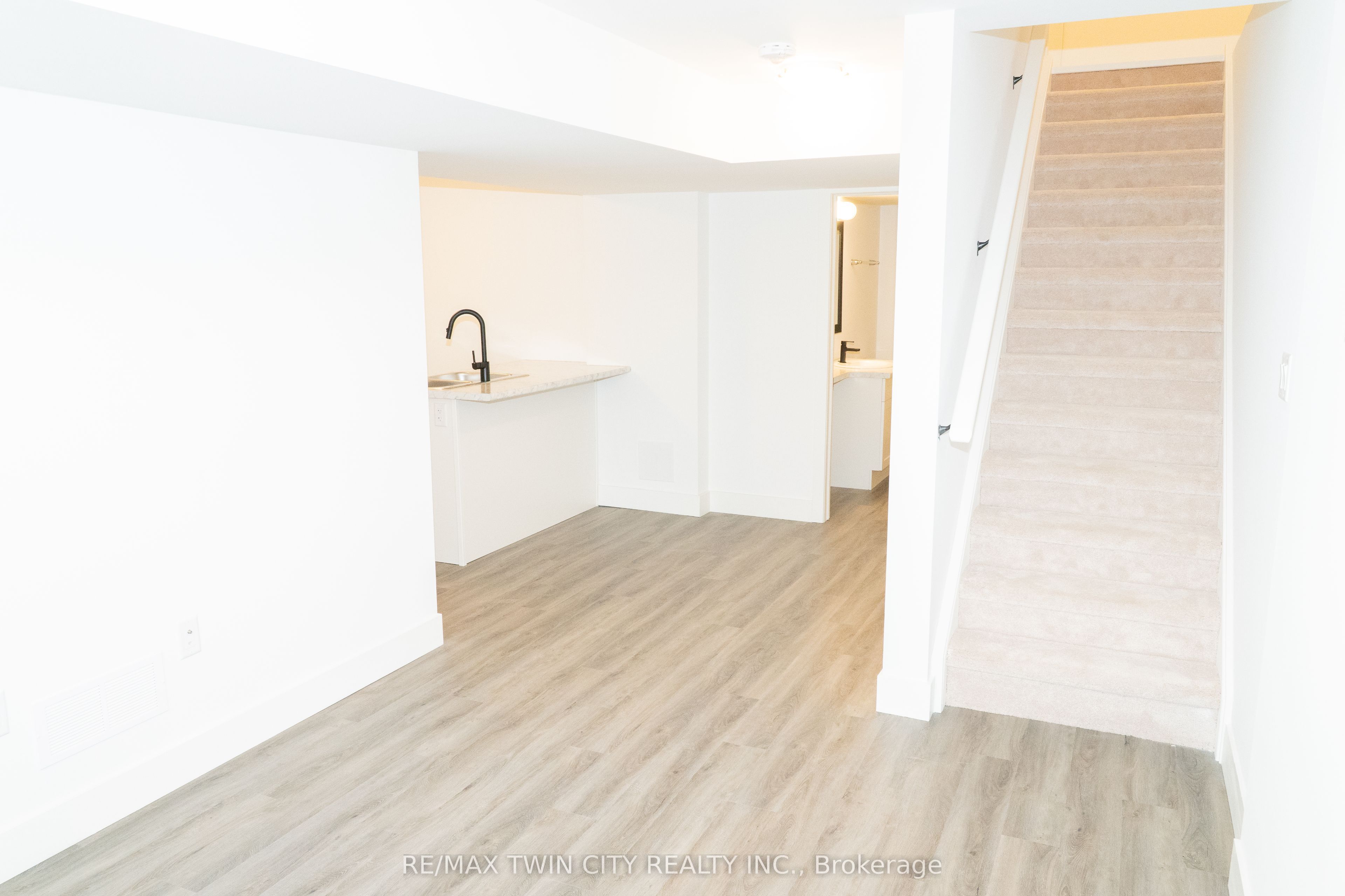 163 Julie Crescent Property Photo 17