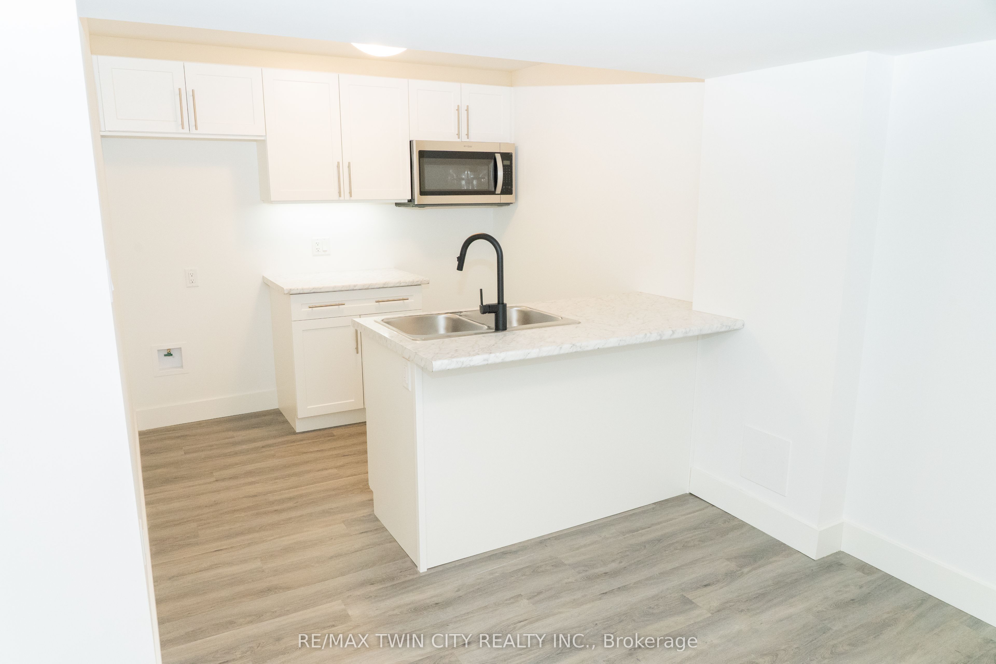 163 Julie Crescent Property Photo 21