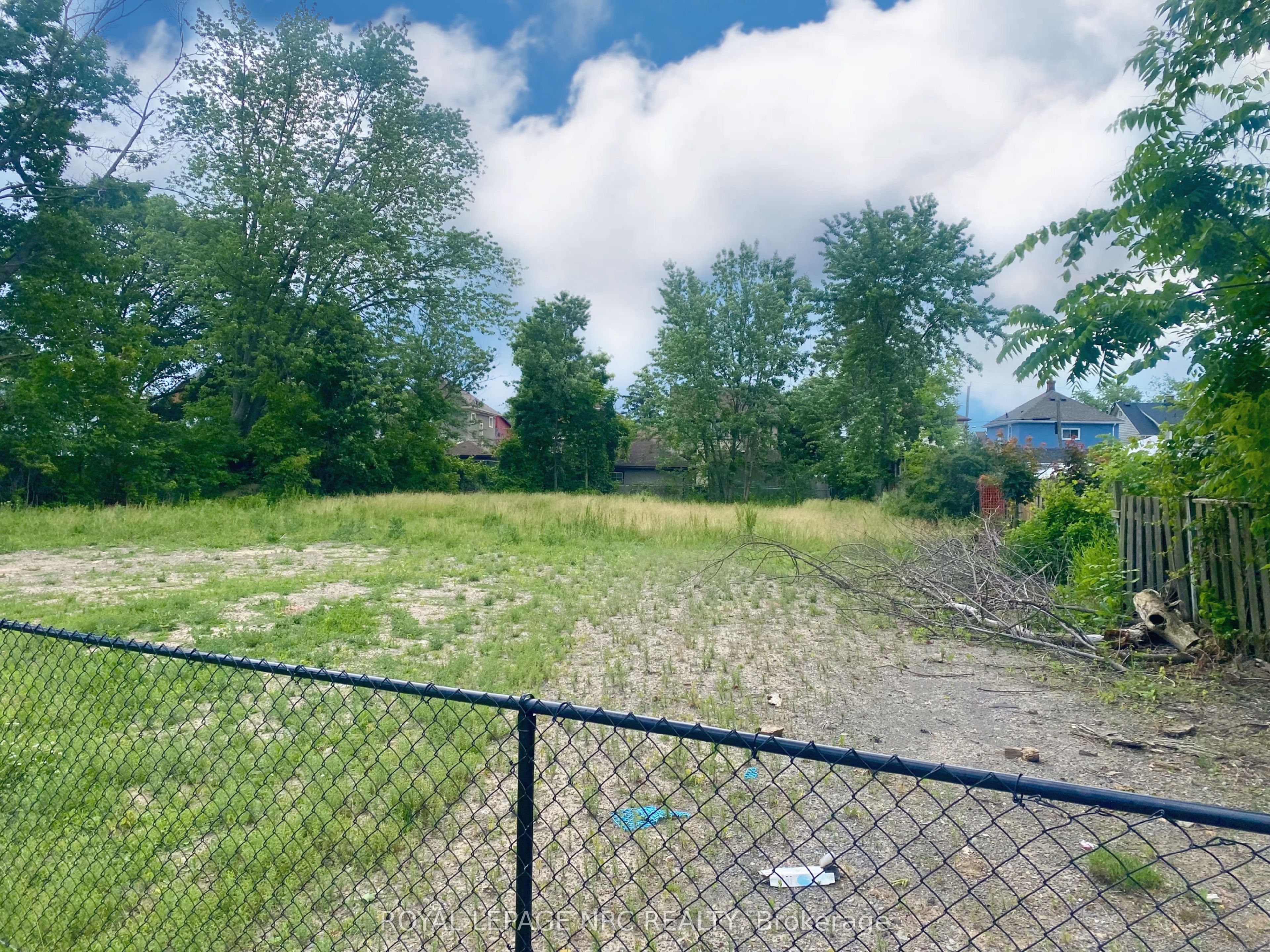 45 Riverside Drive Property Photo 2