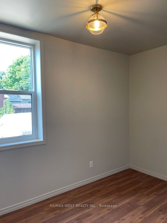 182 12th Street Property Photo 10