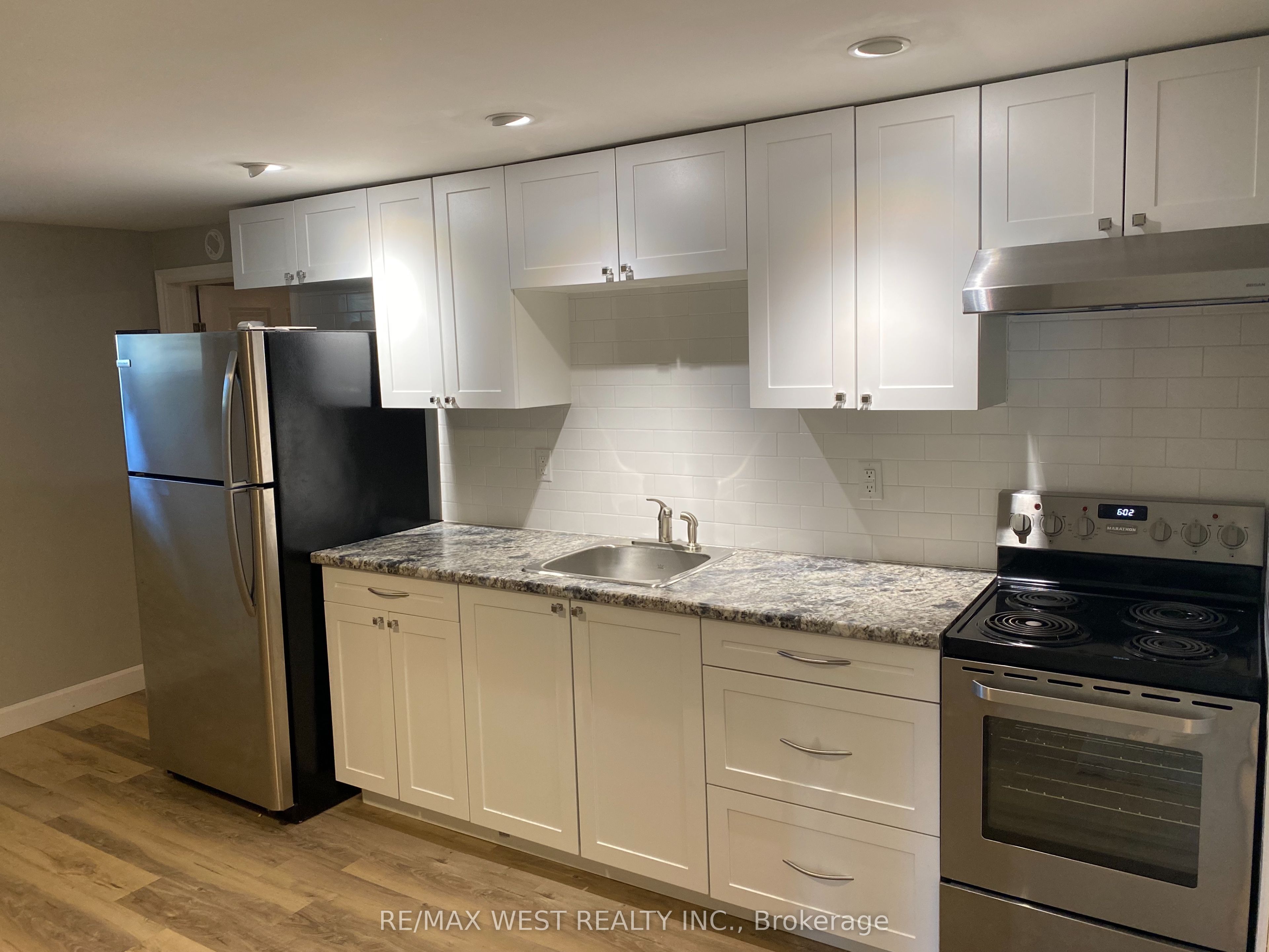 182 12th Street Property Photo 15