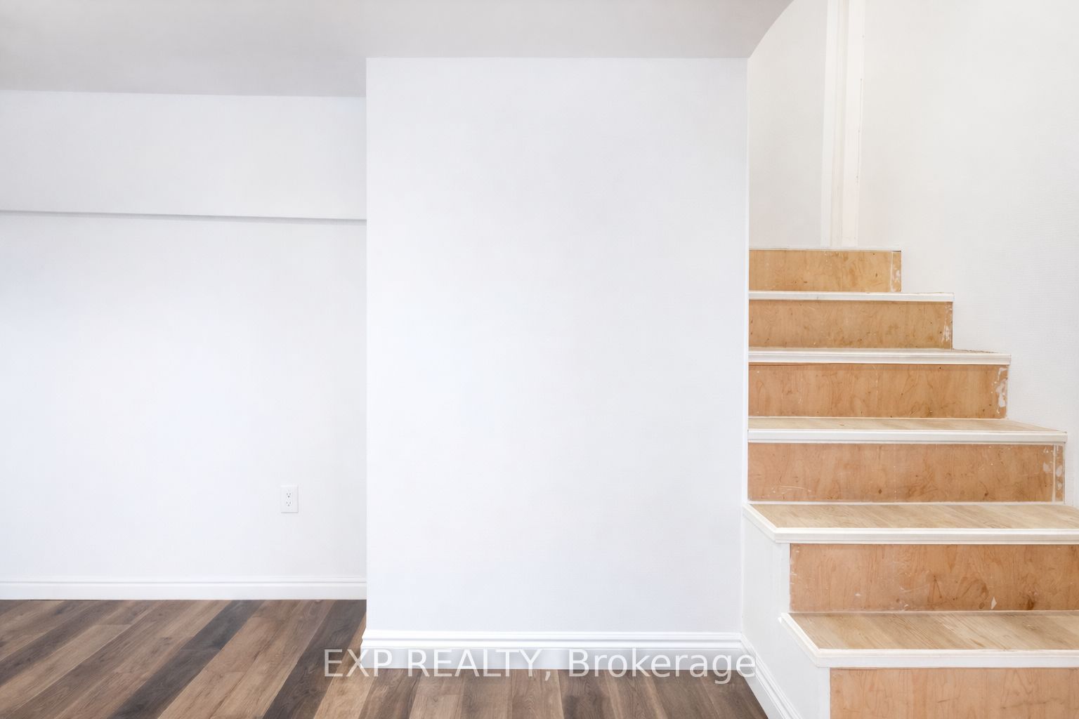 1133 Plowmans Line Property Photo 25