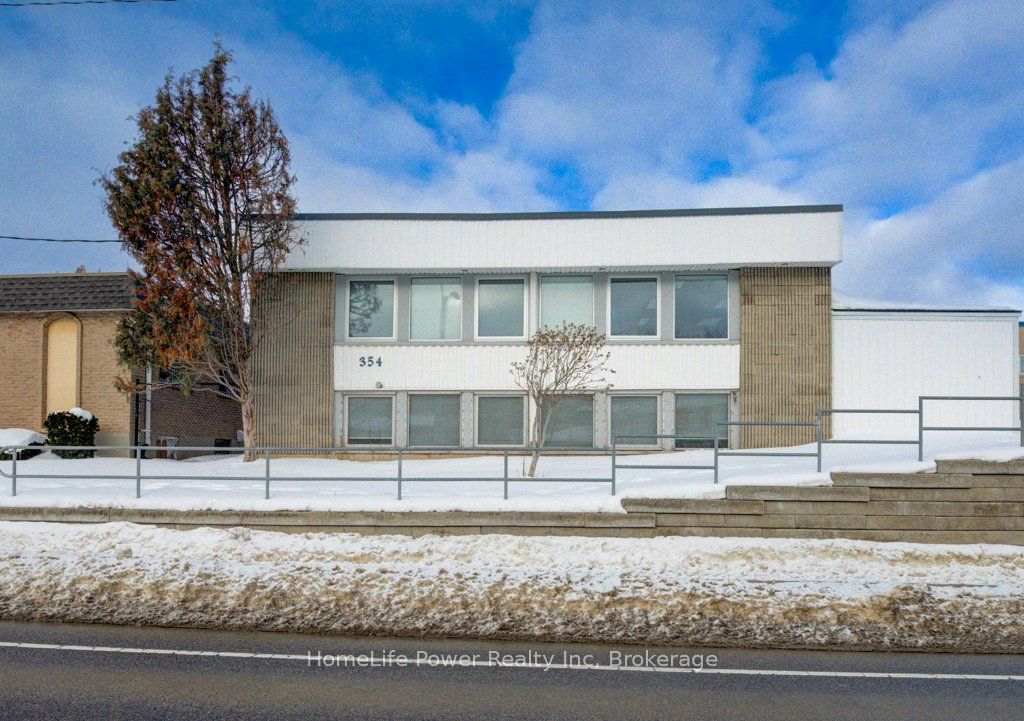 354 Charles Street E Property Photo 1