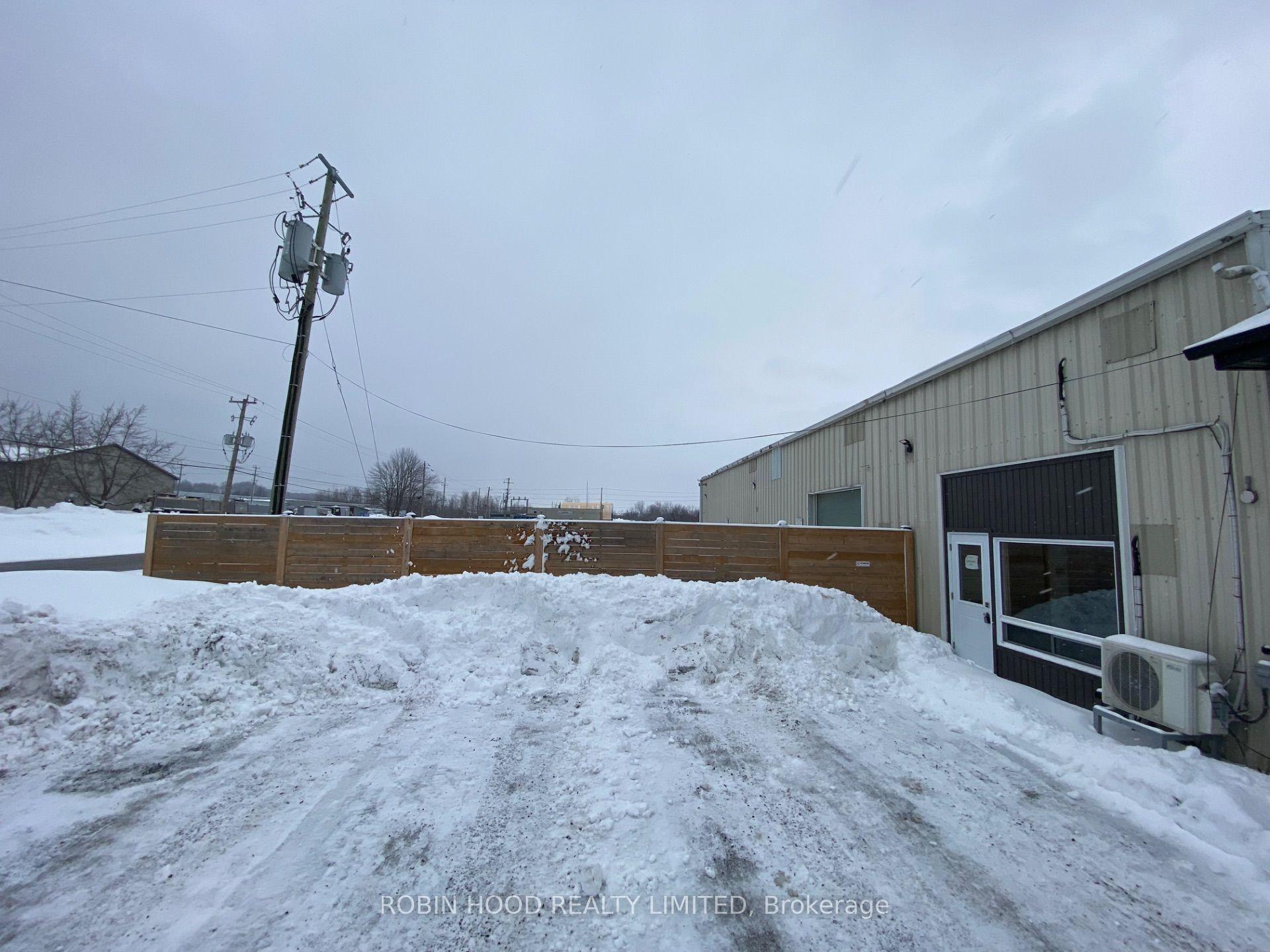 5 Craig Boulevard Property Photo 3