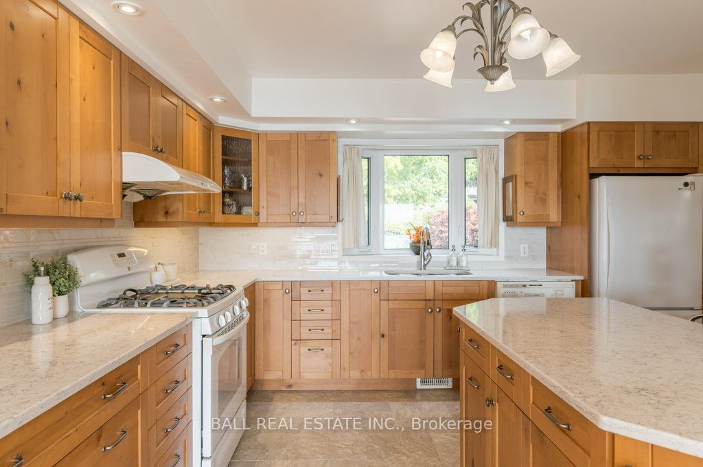 919 Skyline Road Property Photo 13