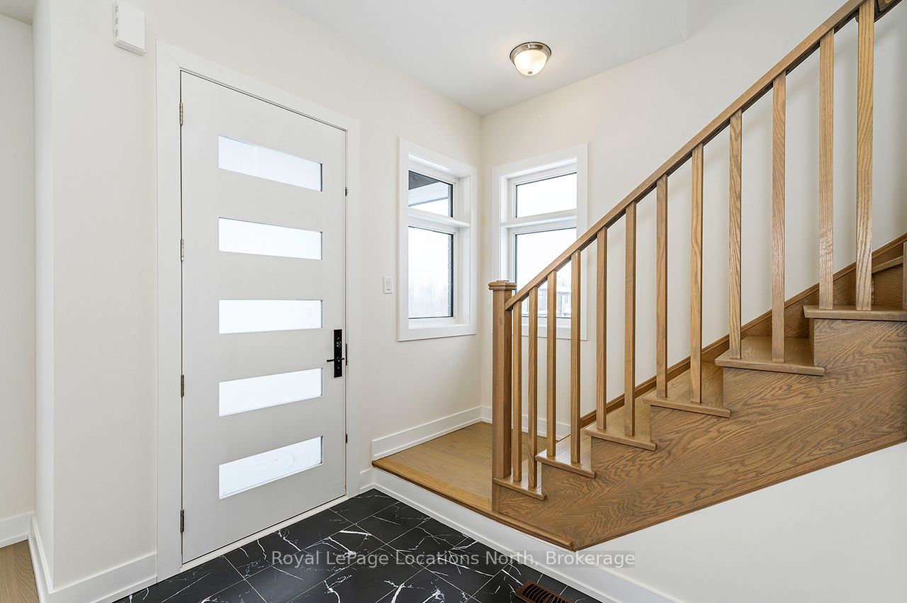 111 Clement Lane Property Photo 2