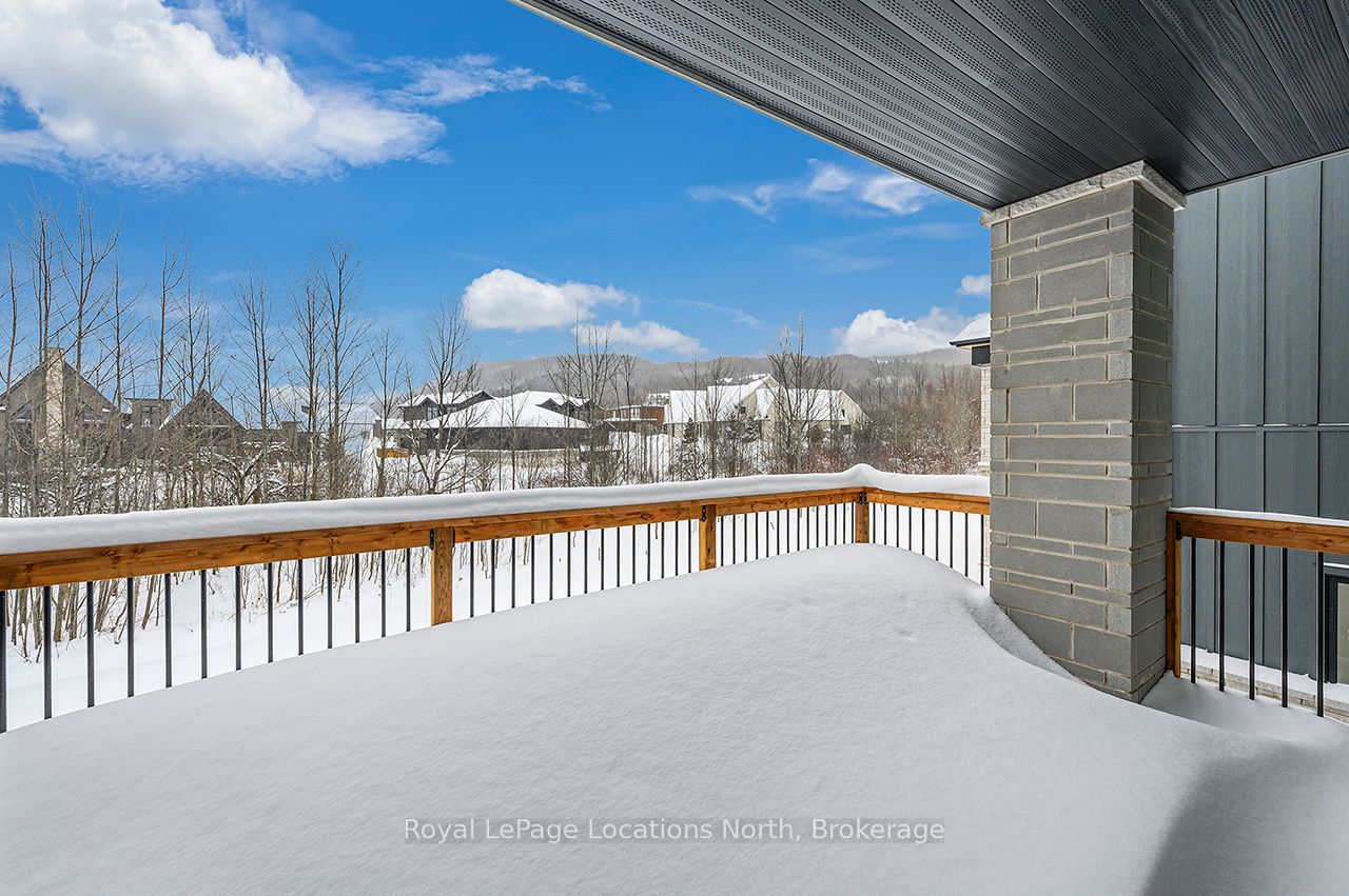 111 Clement Lane Property Photo 14