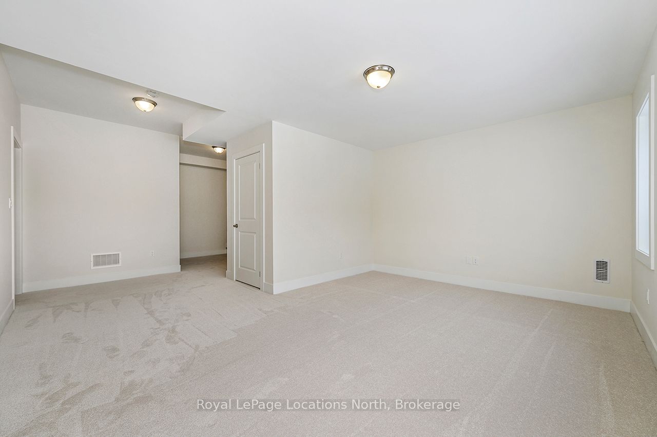 111 Clement Lane Property Photo 35