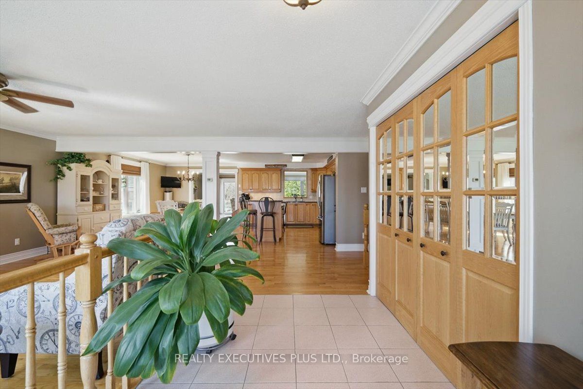 2935 Baseline Road Property Photo 2
