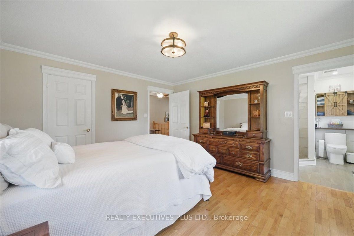 2935 Baseline Road Property Photo 16