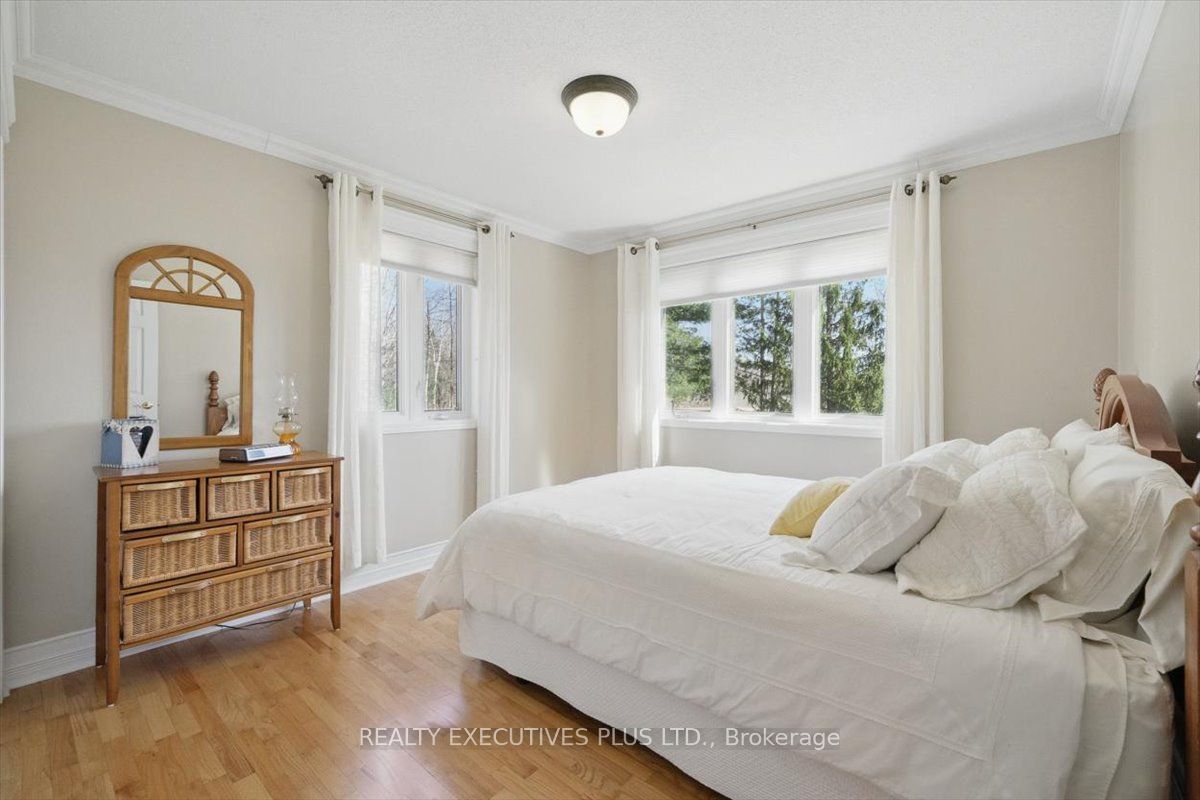2935 Baseline Road Property Photo 18