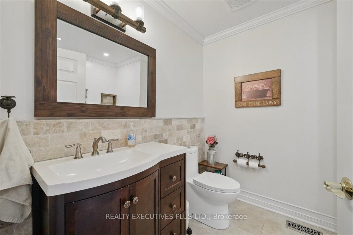 2935 Baseline Road Property Photo 20