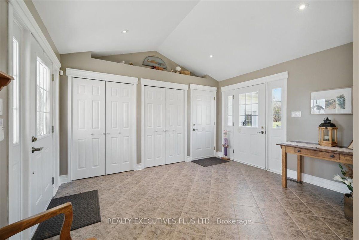 2935 Baseline Road Property Photo 22