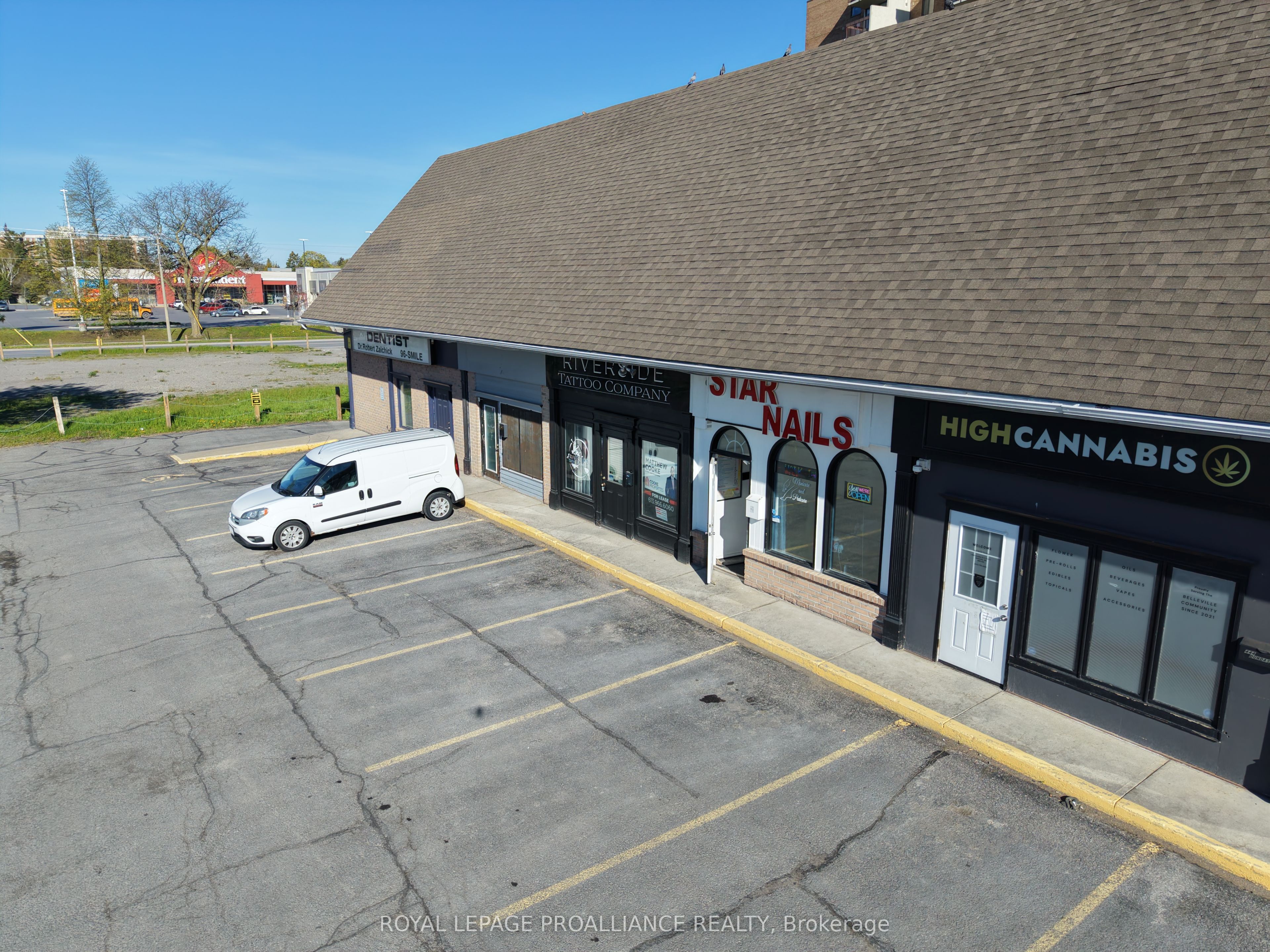 444 Dundas Street E D Property Photo 5