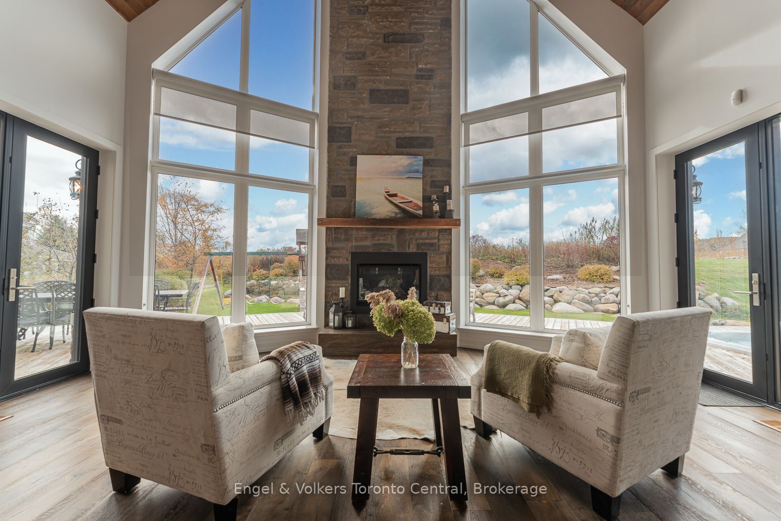 280 Sunset Boulevard Property Photo 8