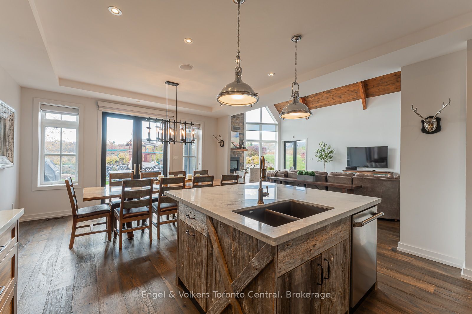 280 Sunset Boulevard Property Photo 19