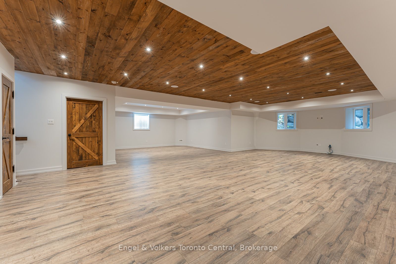 280 Sunset Boulevard Property Photo 35