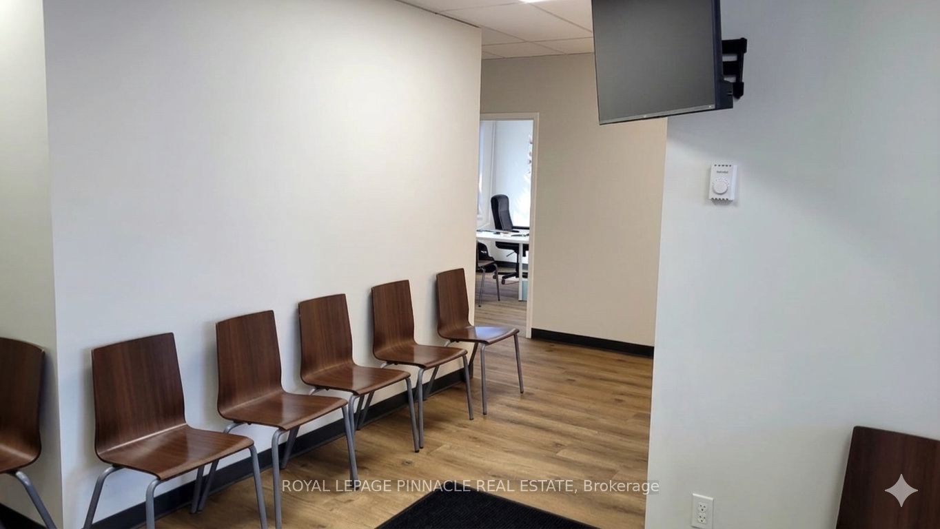 715 Coronation Boulevard 8-c Property Photo 7