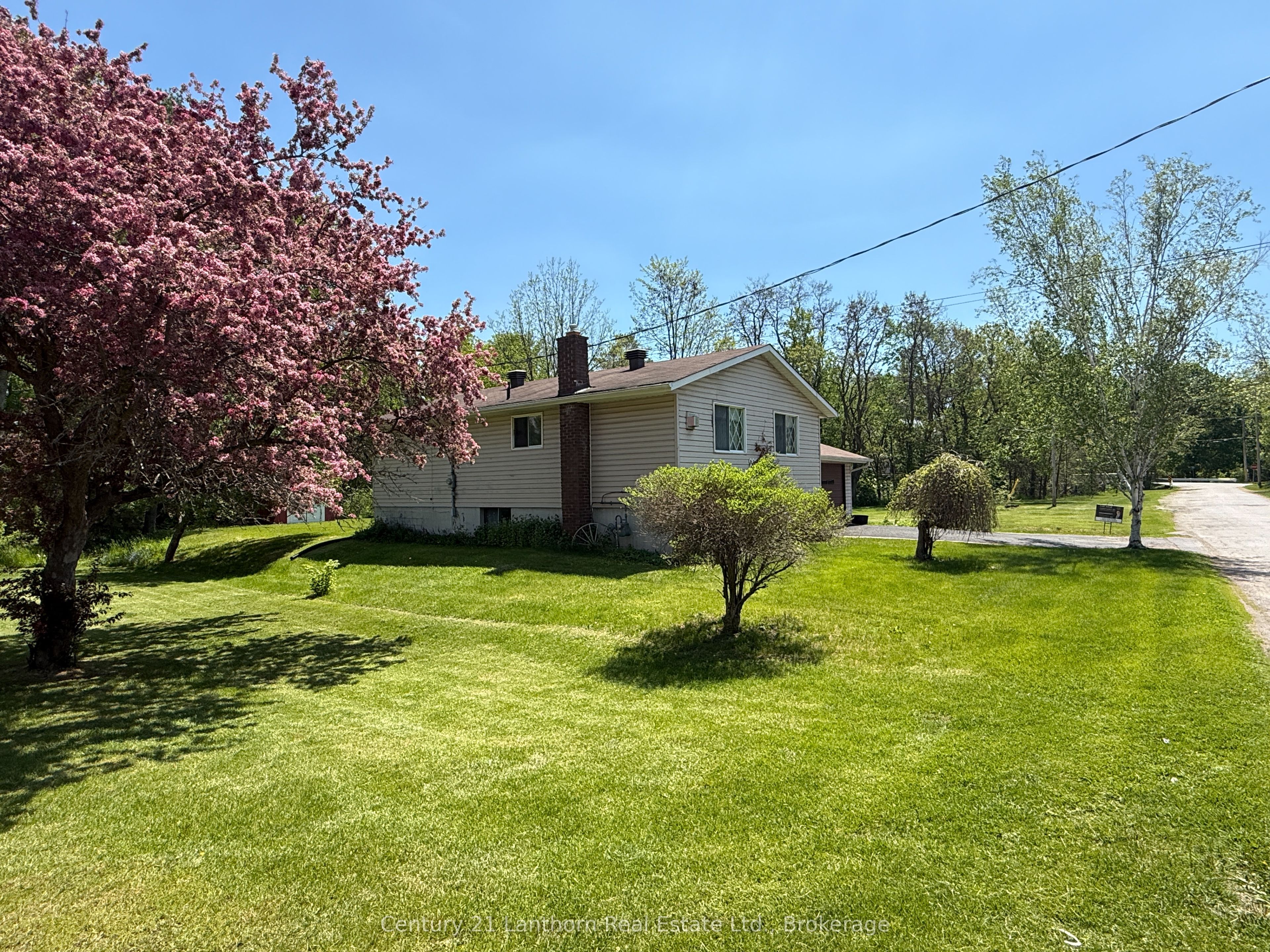 3 Champlain Street Property Photo 33