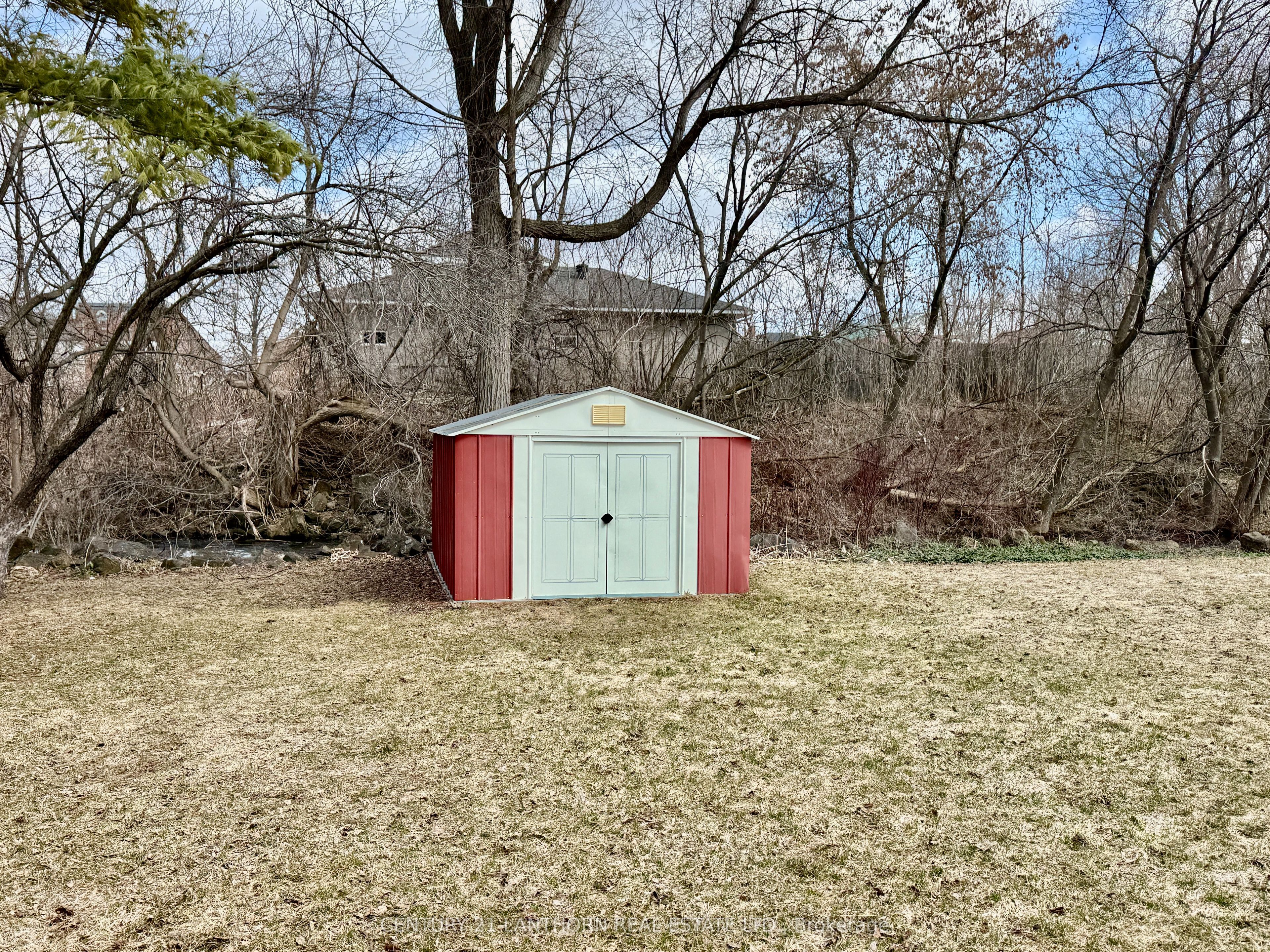 3 Champlain Street Property Photo 37