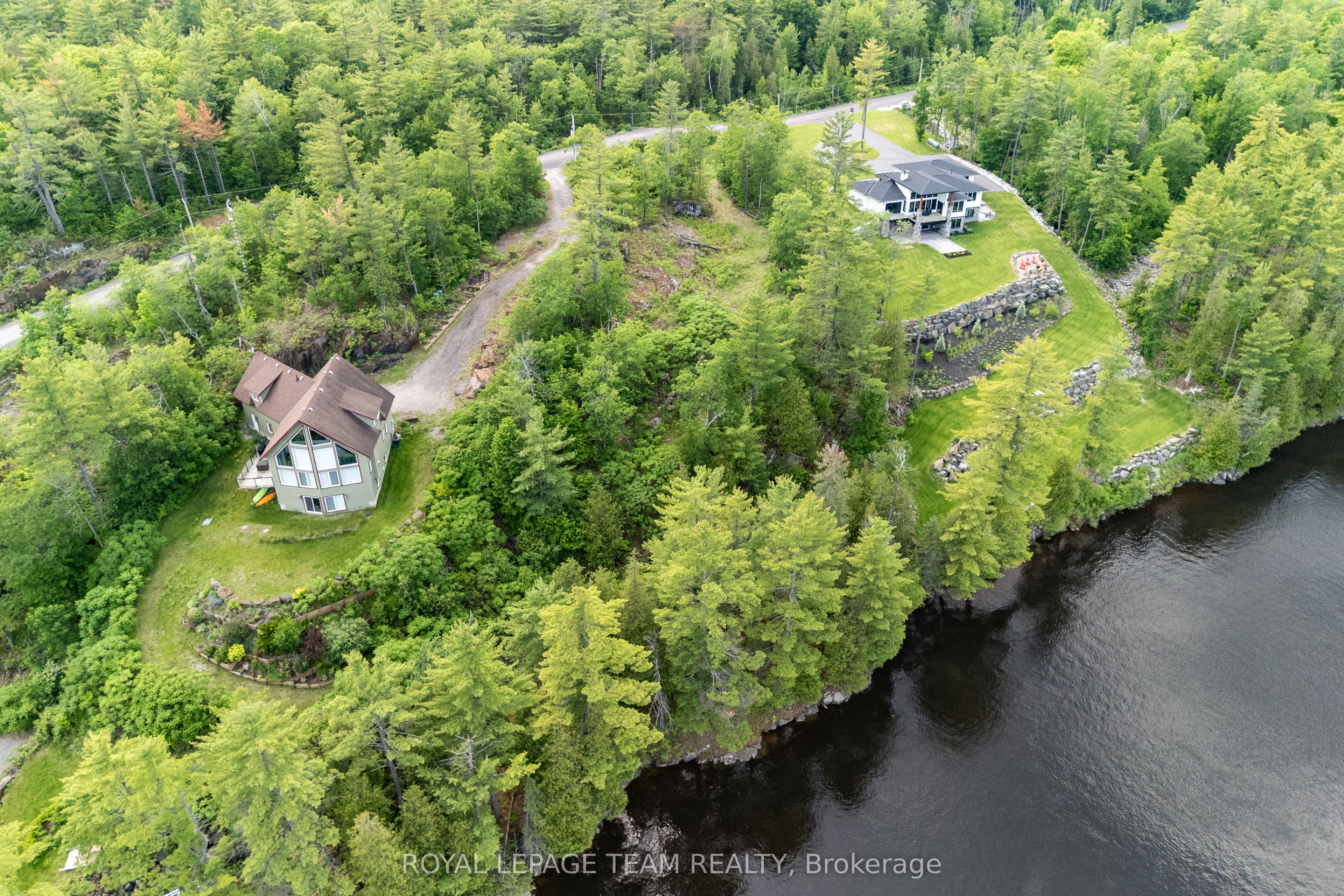 77 Carriage Landing Drive Property Photo 1