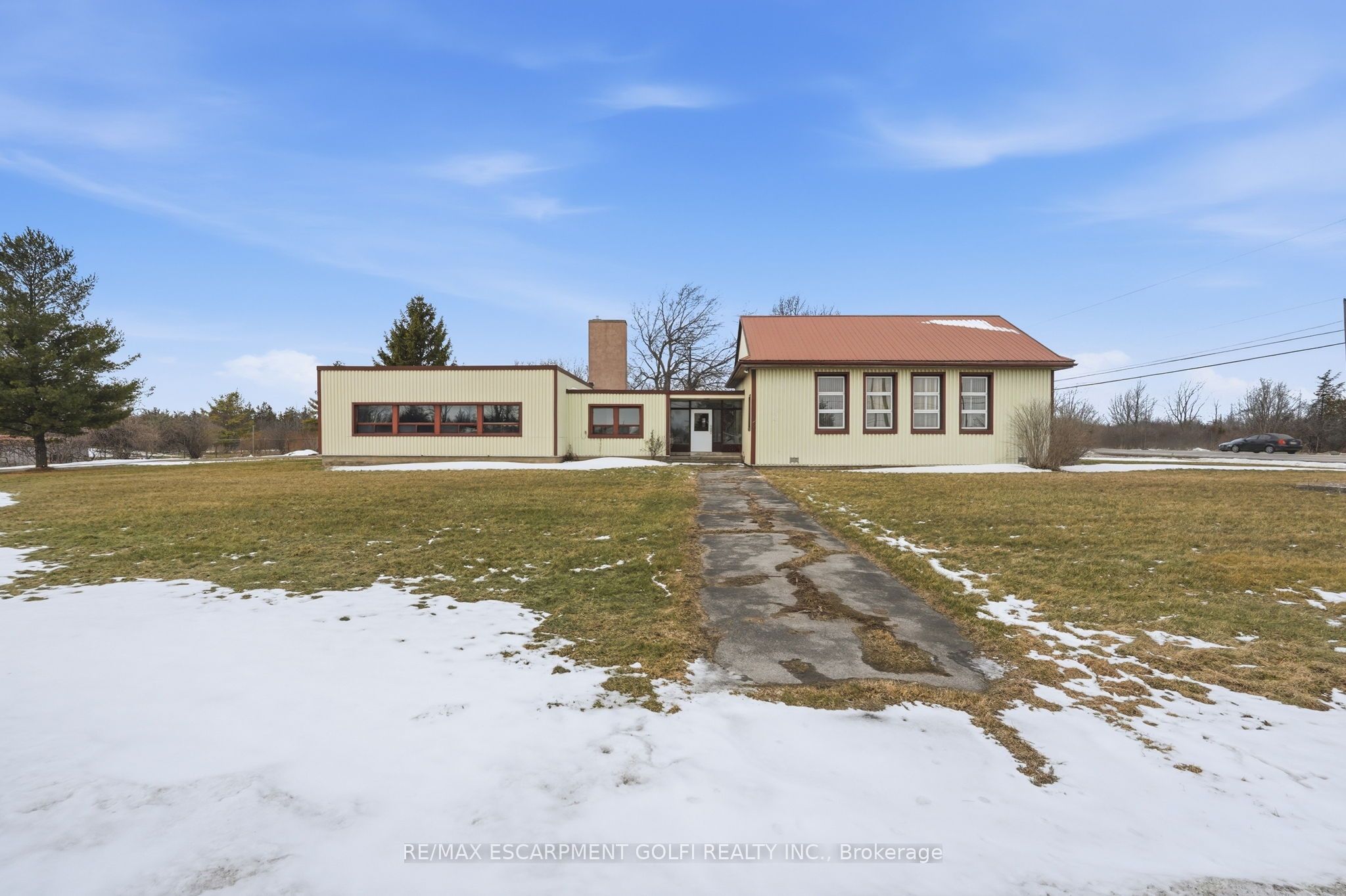10611 Highway 3 Property Photo 7