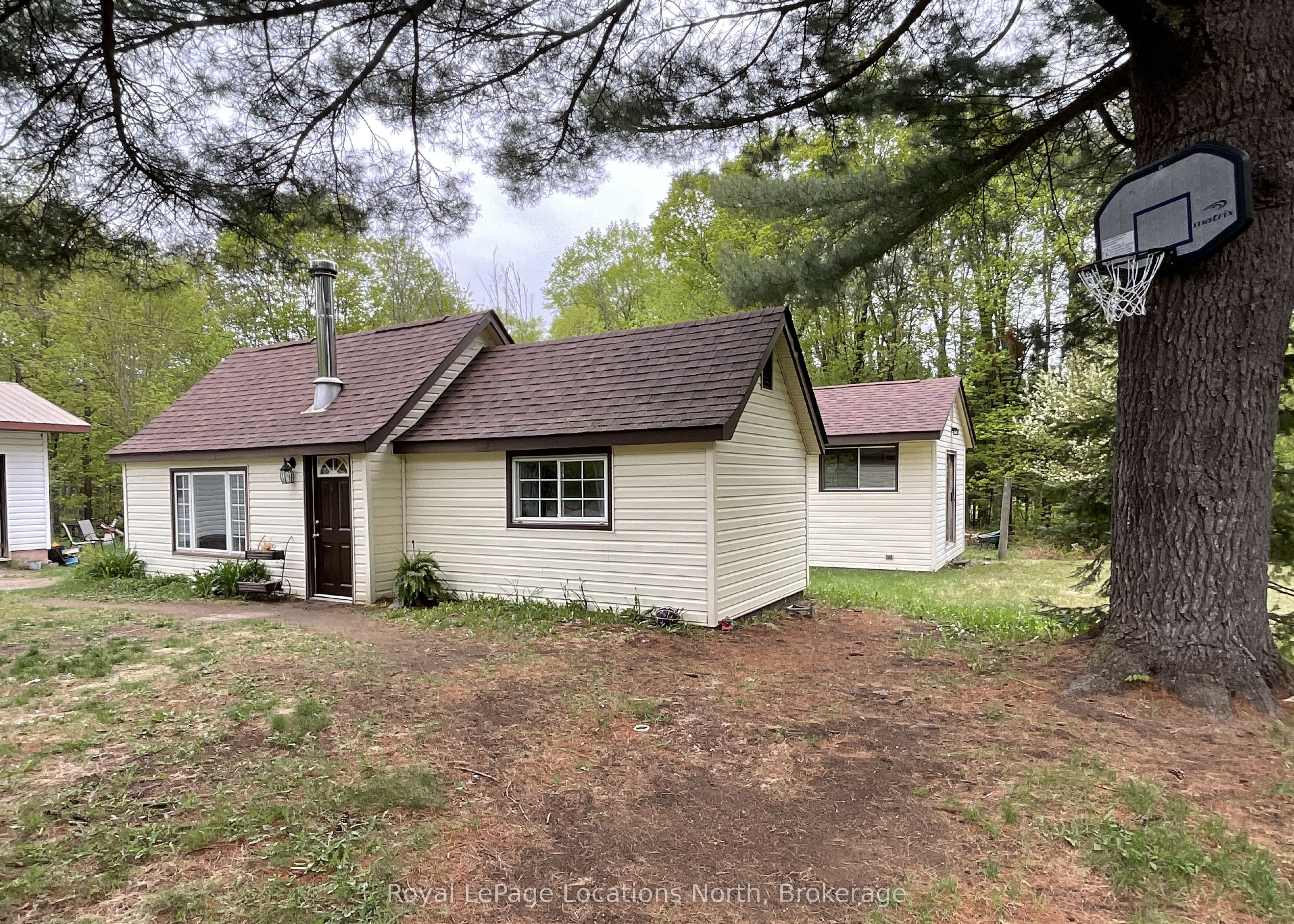 2843 592 Highway Property Photo 1
